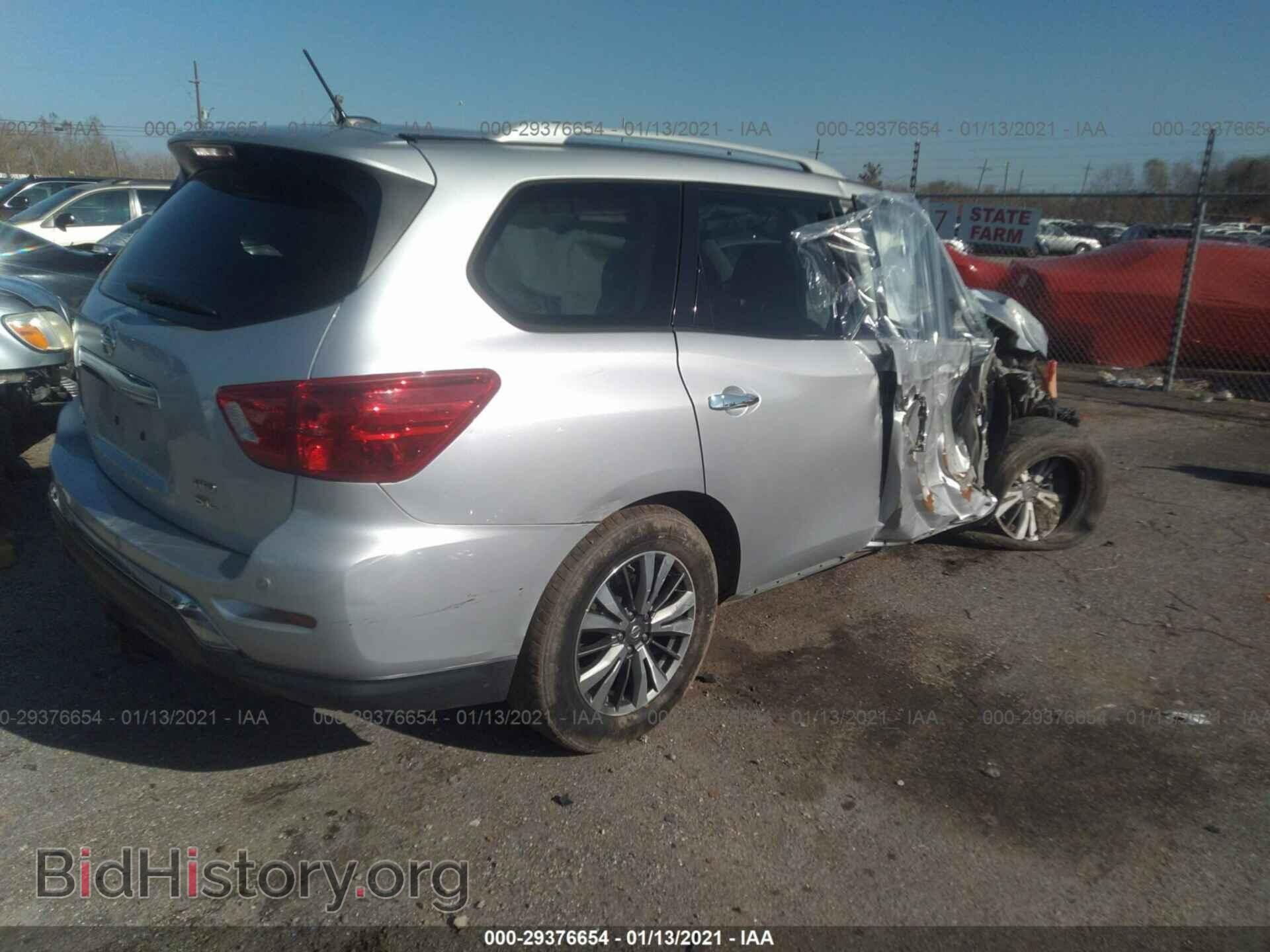 2017 NISSAN PATHFINDER - VIN: 5N1DR2MM5HC694402 - Фото 4