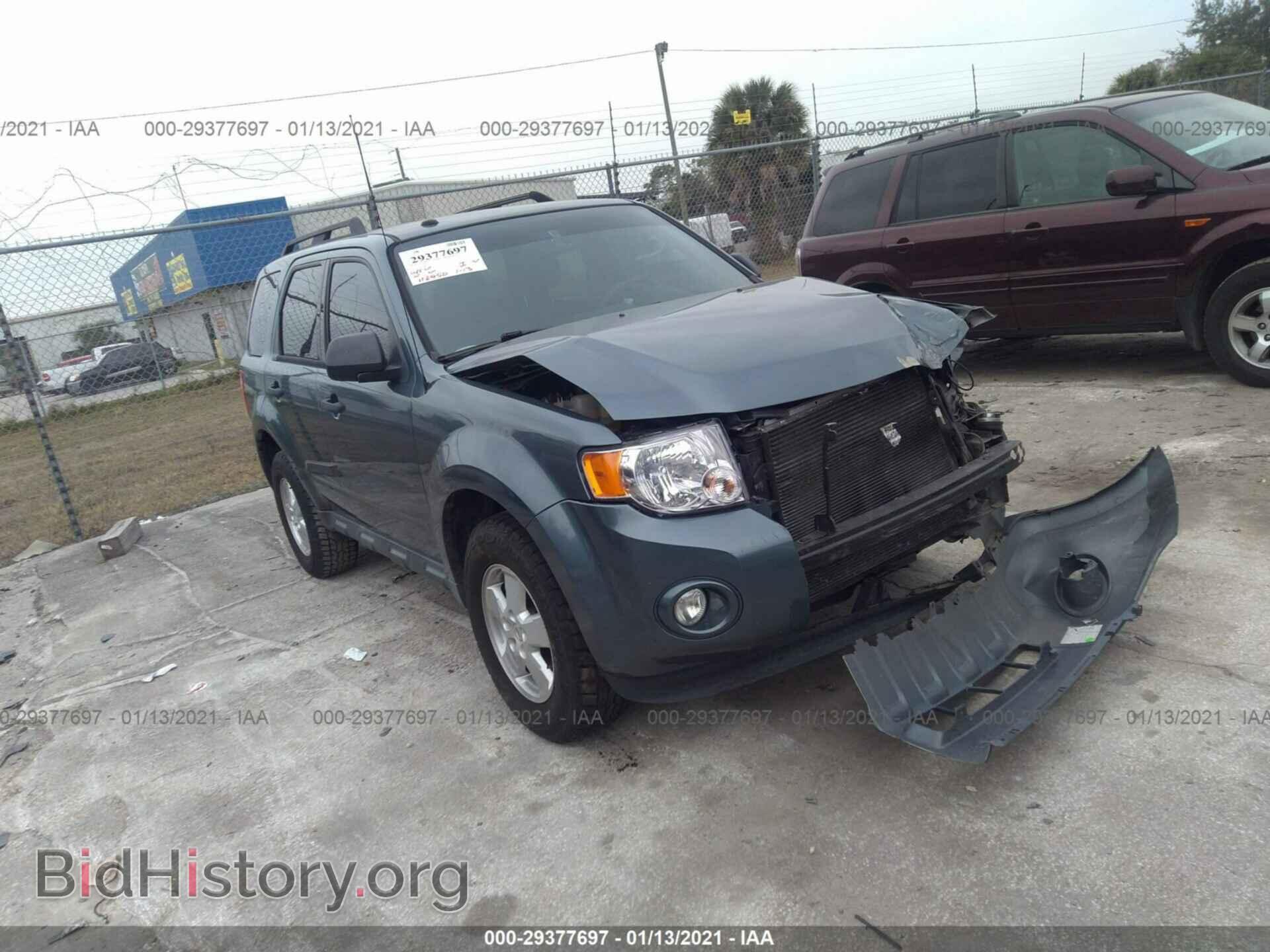 Фотография 1FMCU0D70BKA97289 - FORD ESCAPE 2011