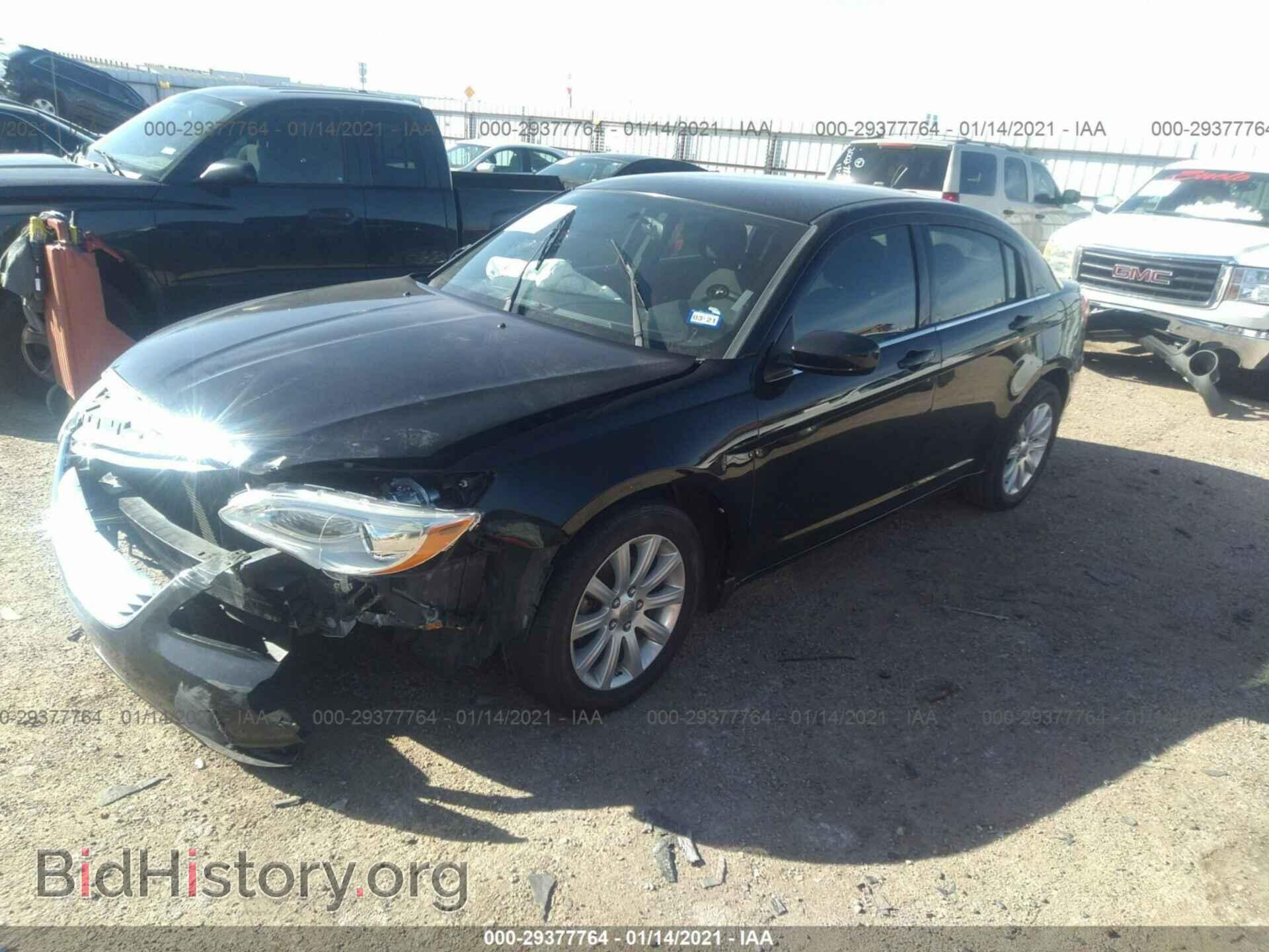 2012 CHRYSLER 200 - VIN: 1C3CCBBB9CN125055 - Фото 2