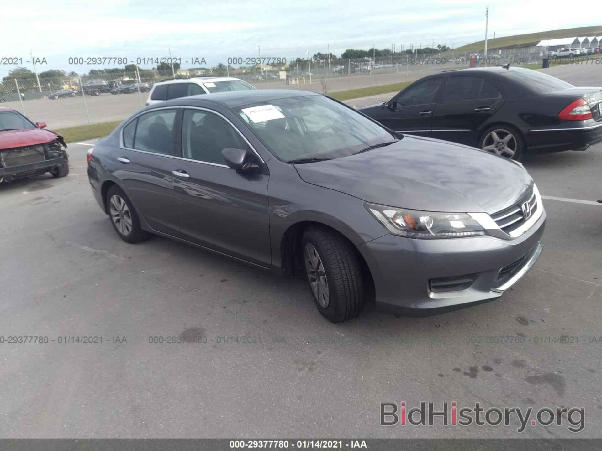 Photo 1HGCR2F37DA273194 - HONDA ACCORD SDN 2013