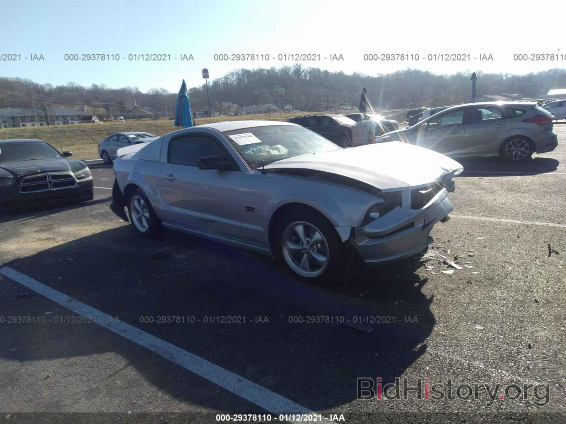 Photo 1ZVFT82H075218016 - FORD MUSTANG 2007