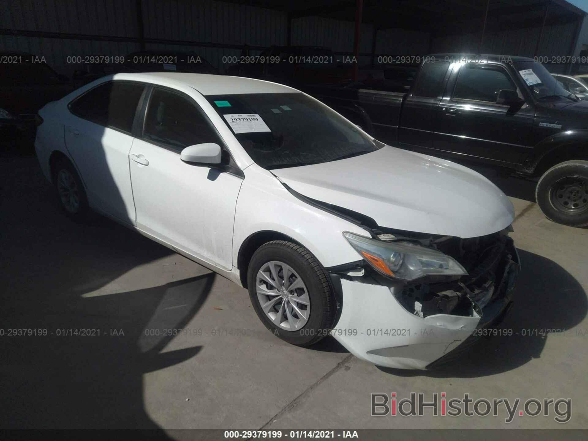Photo 4T4BF1FK6FR449465 - TOYOTA CAMRY 2015