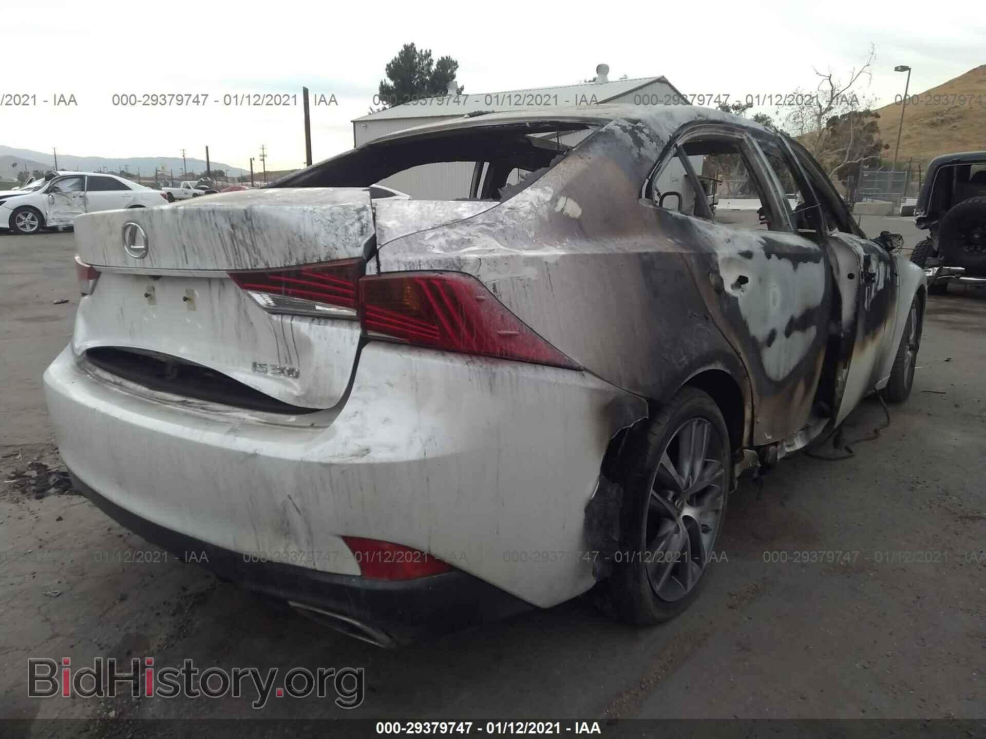 2019 LEXUS IS - VIN: JTHBA1D29K5093483 - Фото 4