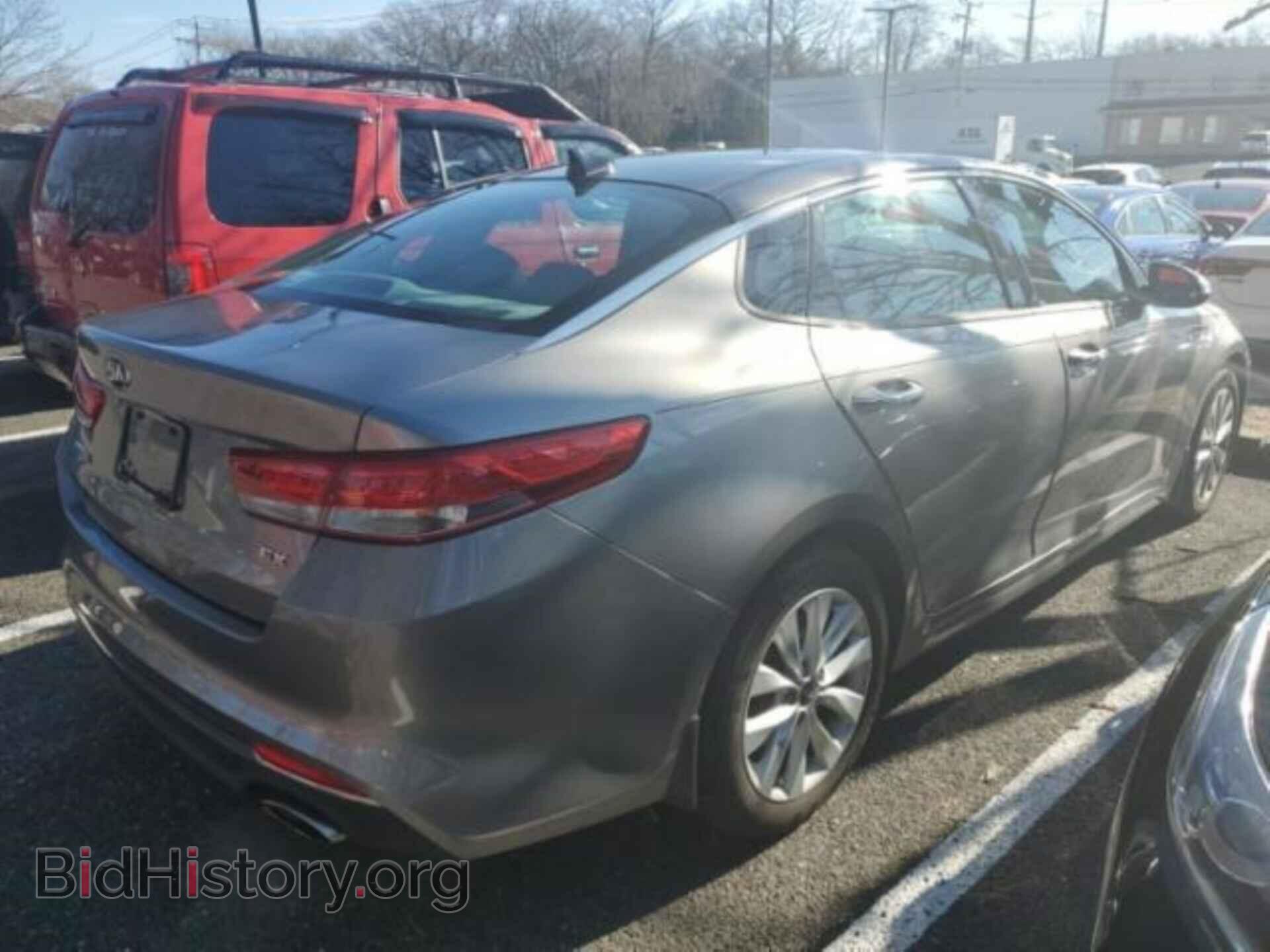 2018 KIA OPTIMA - VIN: 5XXGU4L38JG209292 - Фото 4
