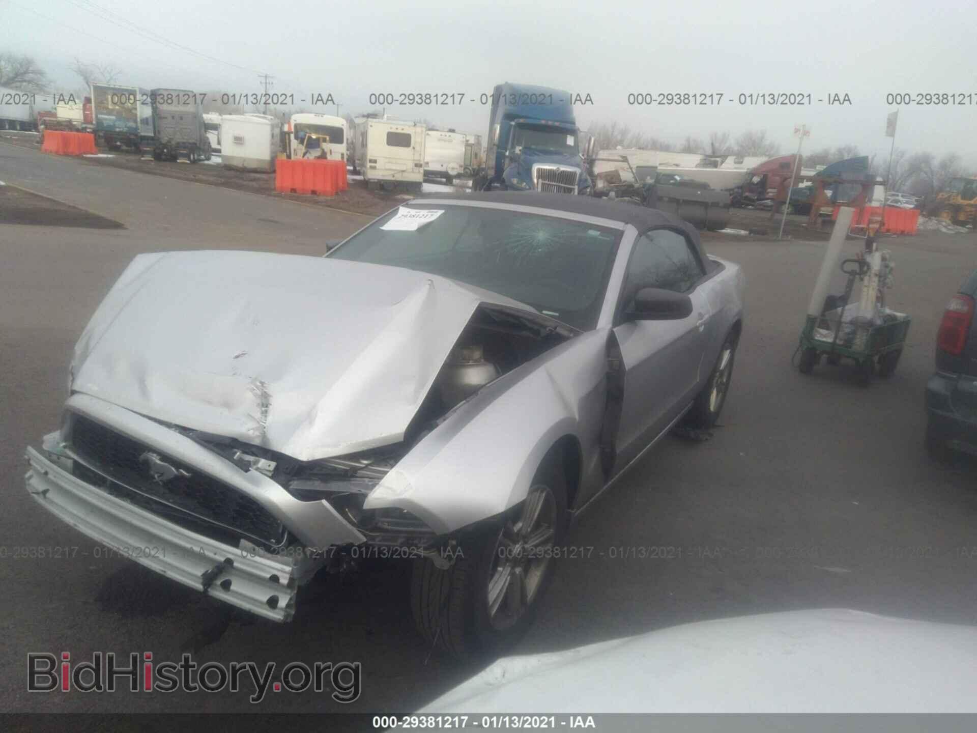 2014 FORD MUSTANG - VIN: 1ZVBP8EM2E5275827 - Фото 2