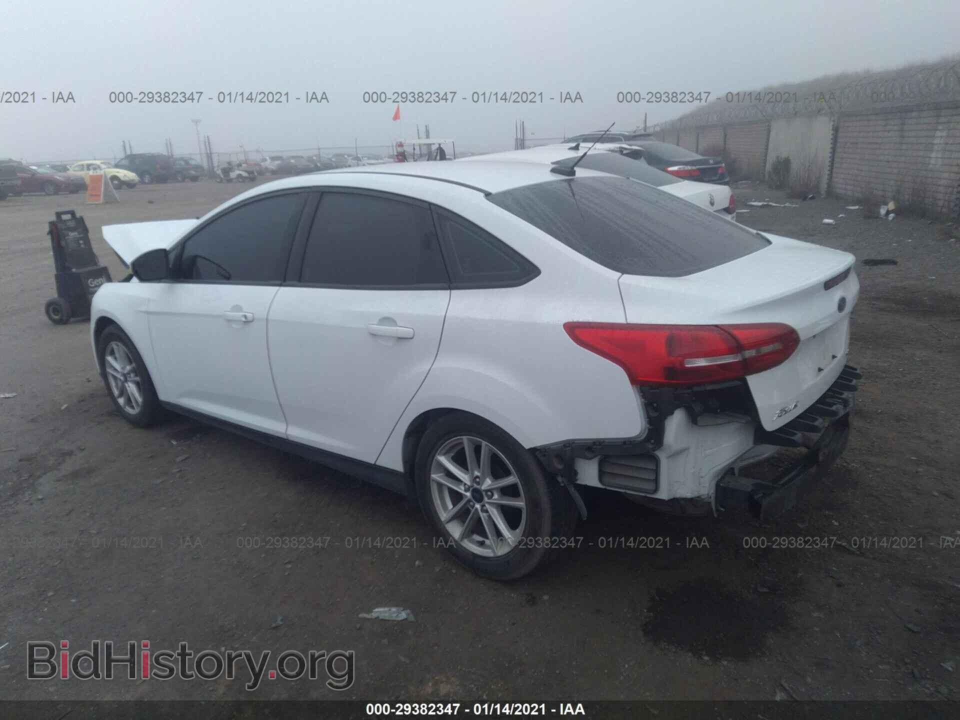 2016 FORD FOCUS - VIN: 1FADP3F27GL363353 - Фото 3