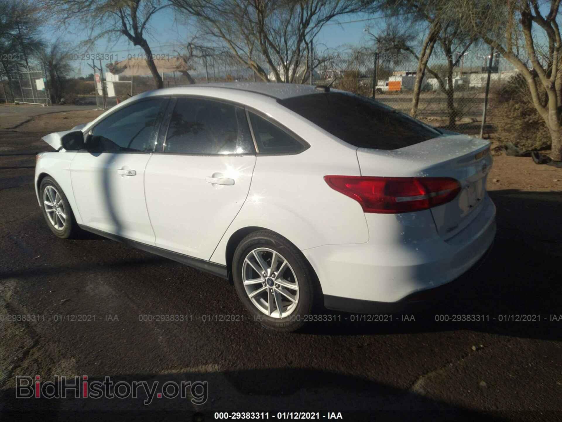 2017 FORD FOCUS - VIN: 1FADP3F2XHL329277 - Photo 3