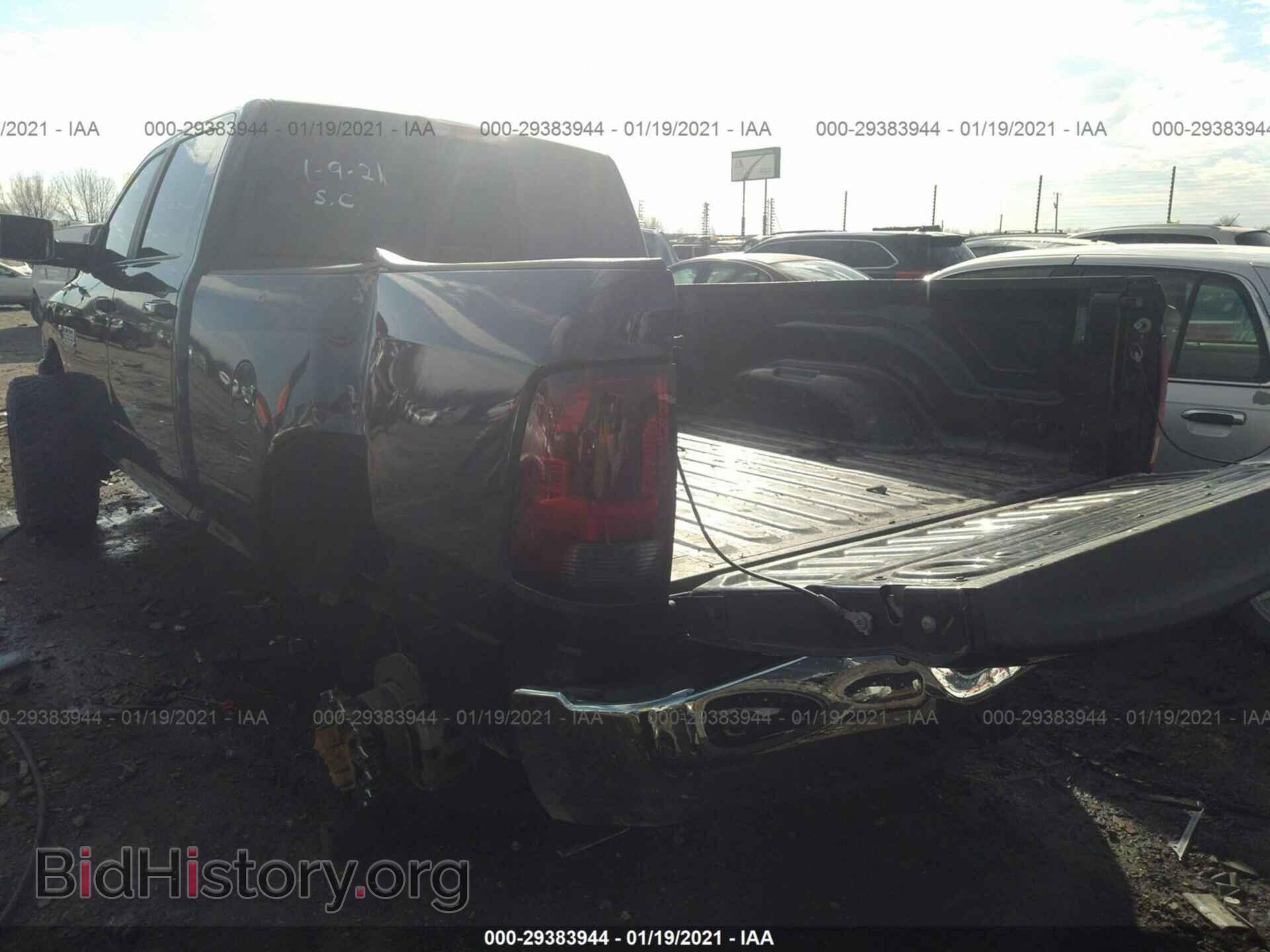2017 RAM 2500 - VIN: 3C6UR5DL9HG764047 - Фото 3