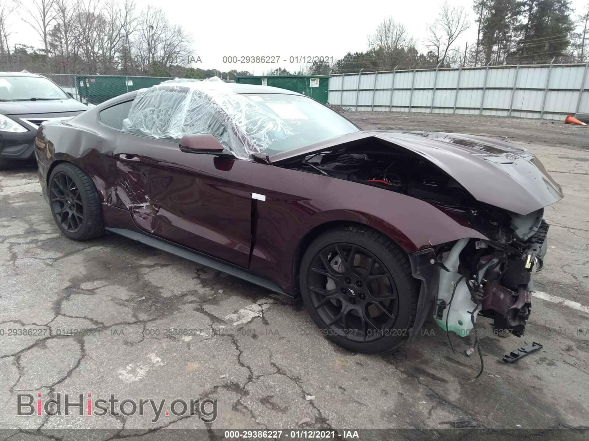Photo 1FA6P8TH0J5127993 - FORD MUSTANG 2018