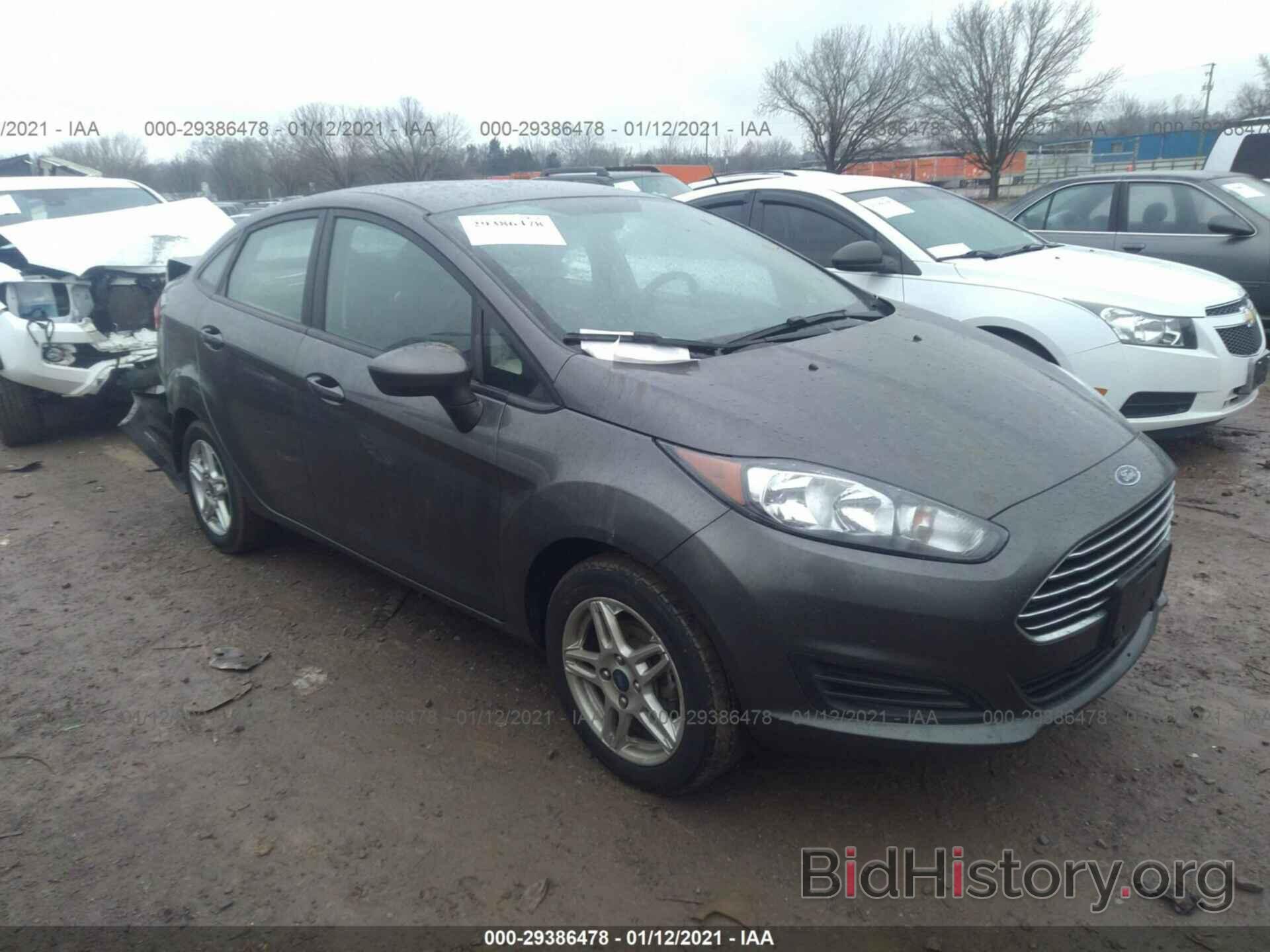 Photo 3FADP4BJ4HM140688 - FORD FIESTA 2017