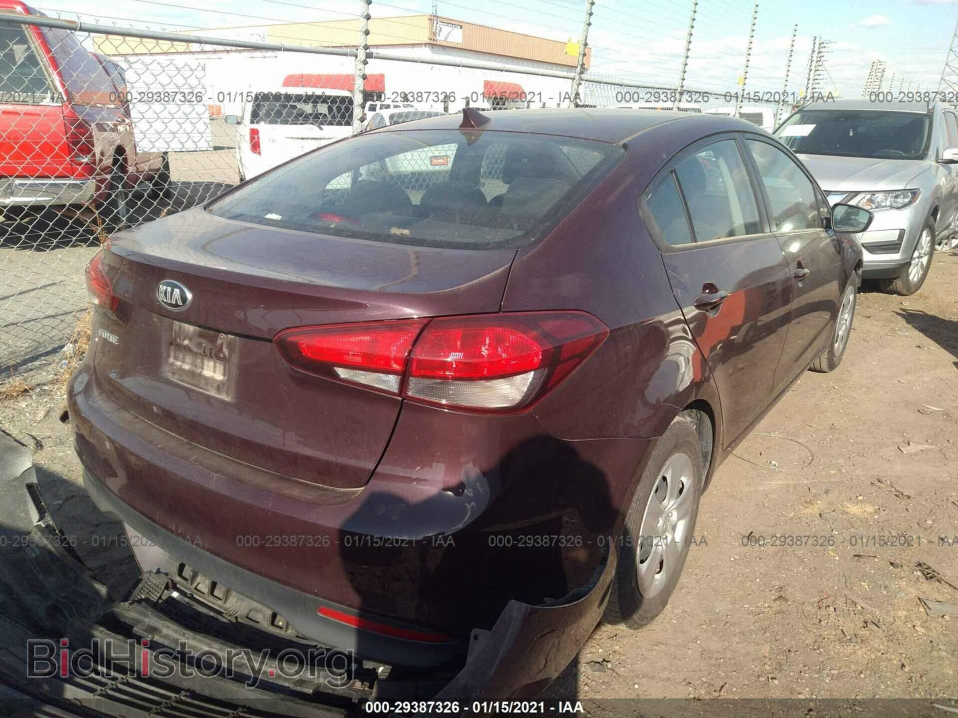 2017 KIA FORTE - VIN: 3KPFK4A74HE141146 - Фото 4
