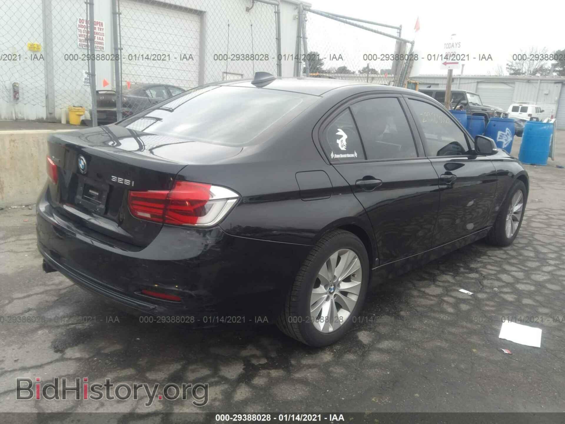 2016 BMW 3 SERIES - VIN: WBA8E3G53GNU05075 - Фото 4