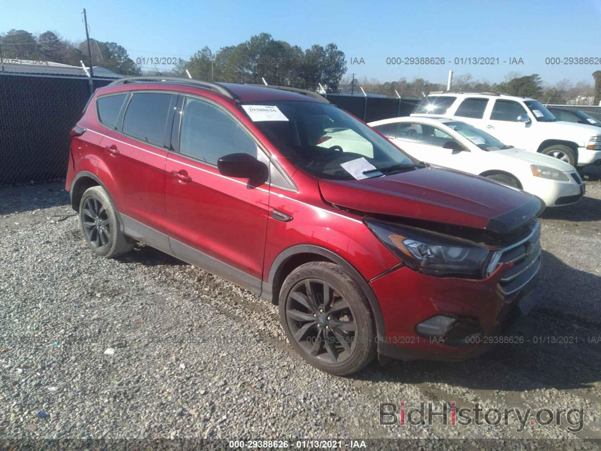 Photo 1FMCU0GD3KUB45843 - FORD ESCAPE 2019