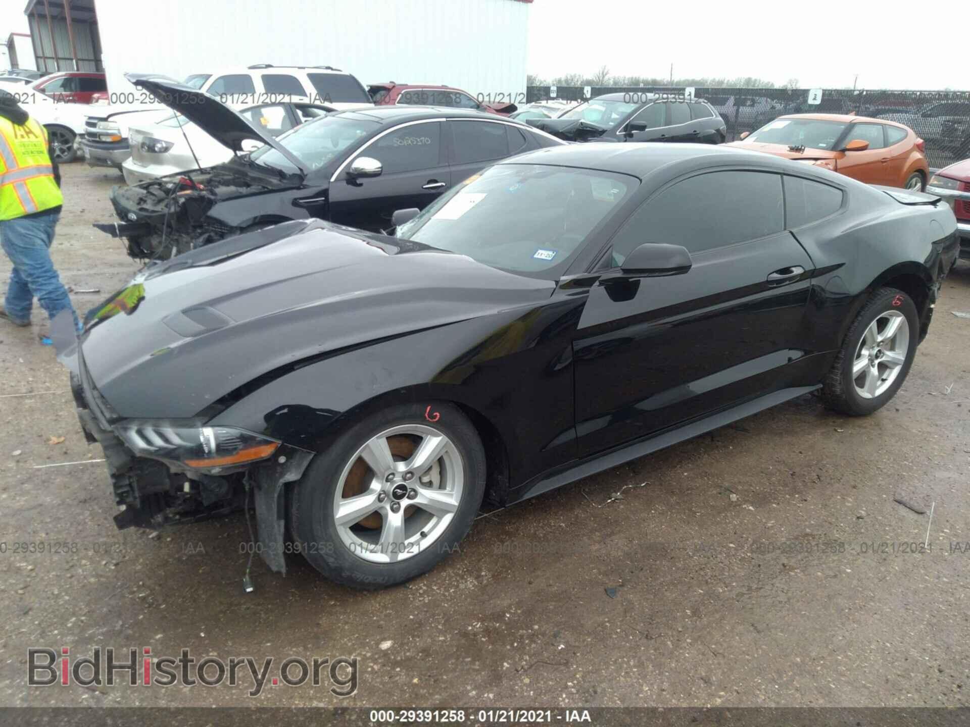 2018 FORD MUSTANG - VIN: 1FA6P8TH3J5165671 - Фото 2