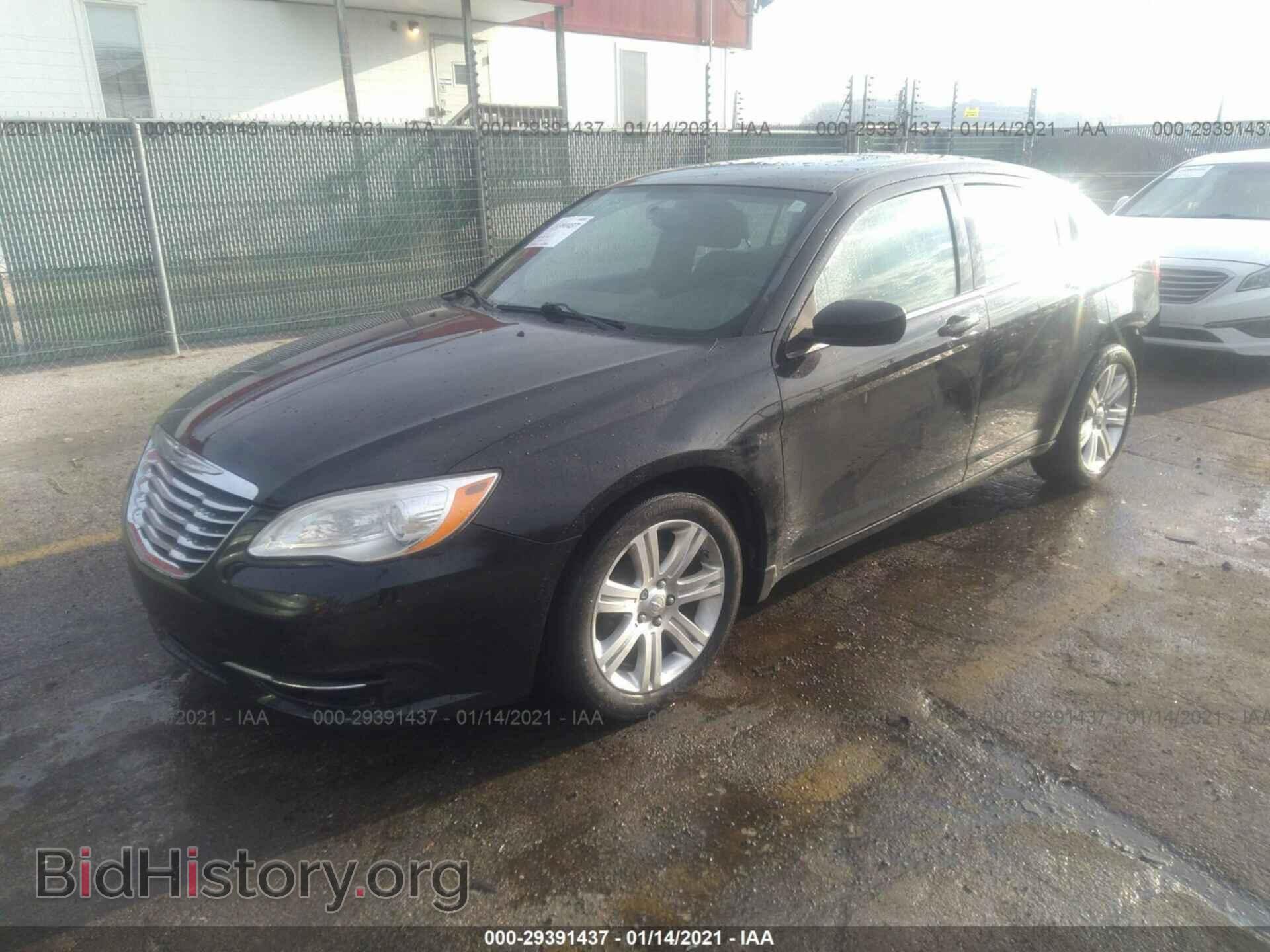2012 CHRYSLER 200 - VIN: 1C3CCBBG4CN210980 - Фото 2
