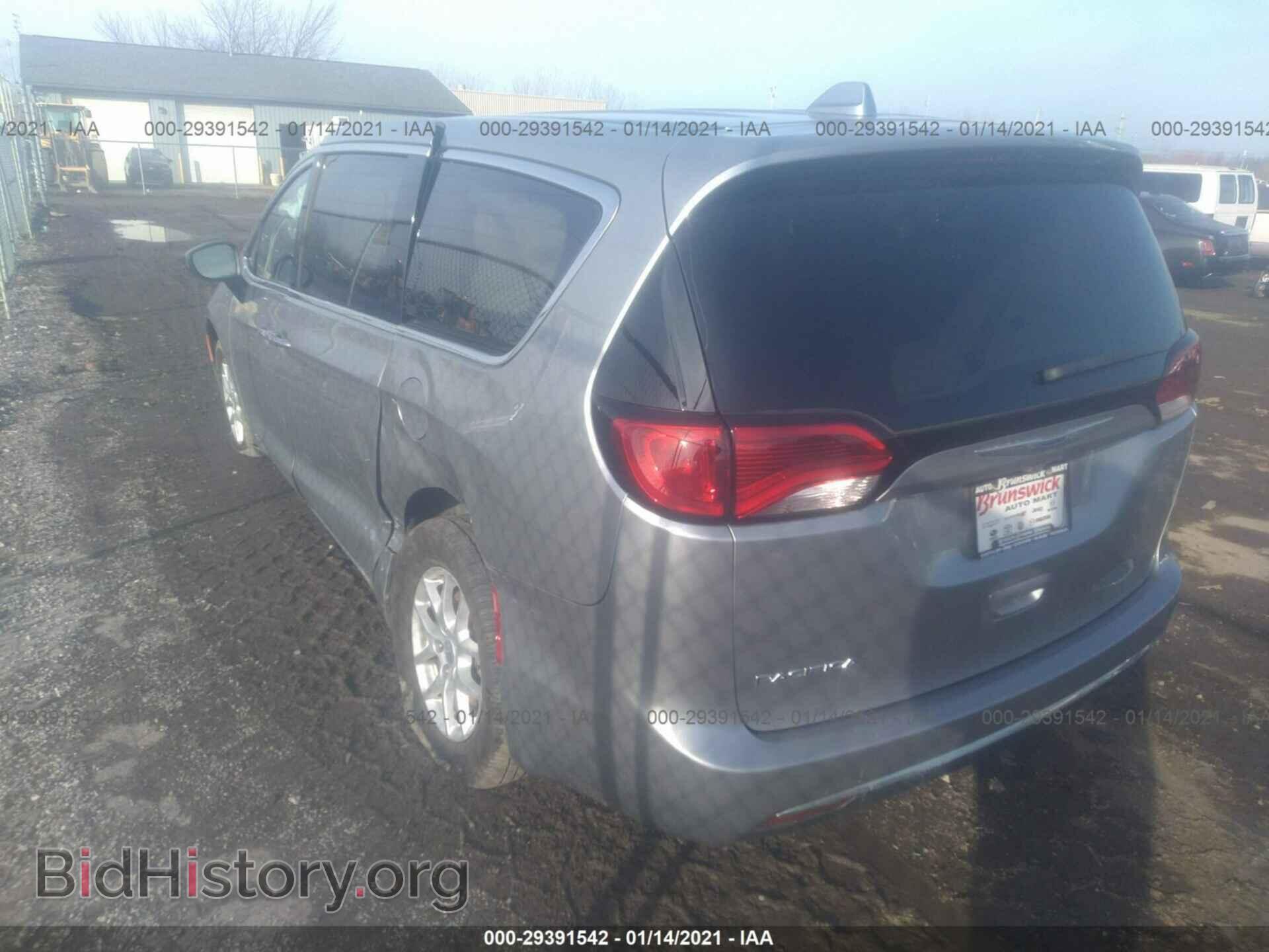 2017 CHRYSLER PACIFICA - VIN: 2C4RC1BG5HR778942 - Фото 3