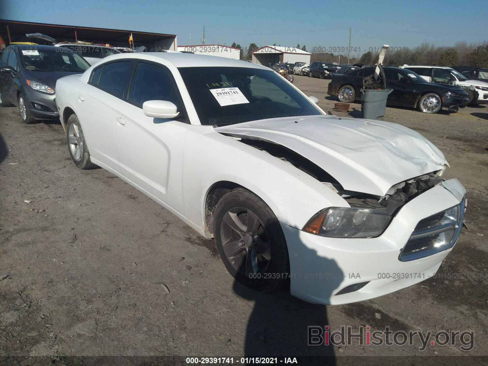 Photo 2C3CDXBG6DH664068 - DODGE CHARGER 2013