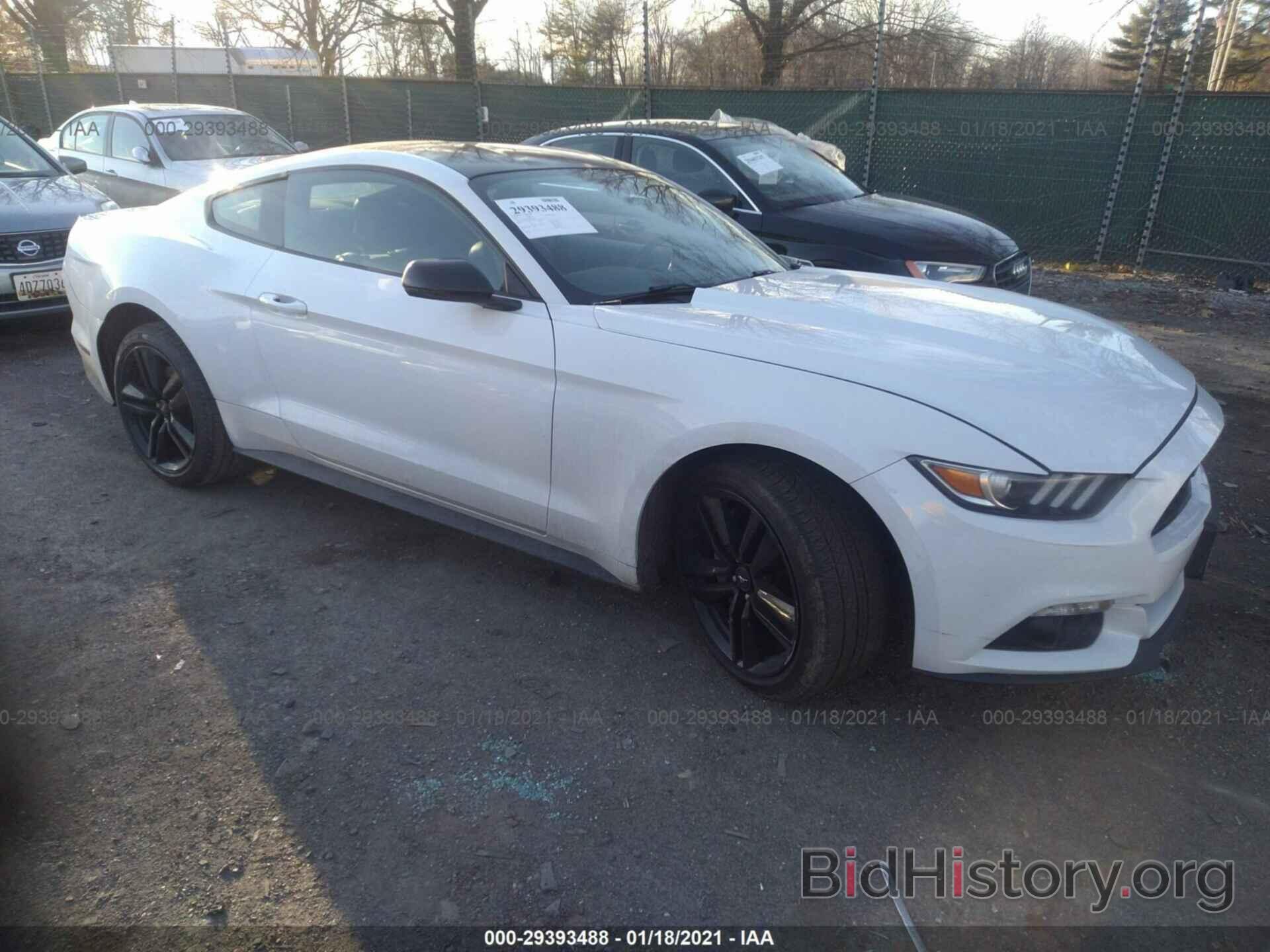 Photo 1FA6P8TH7F5429899 - FORD MUSTANG 2015