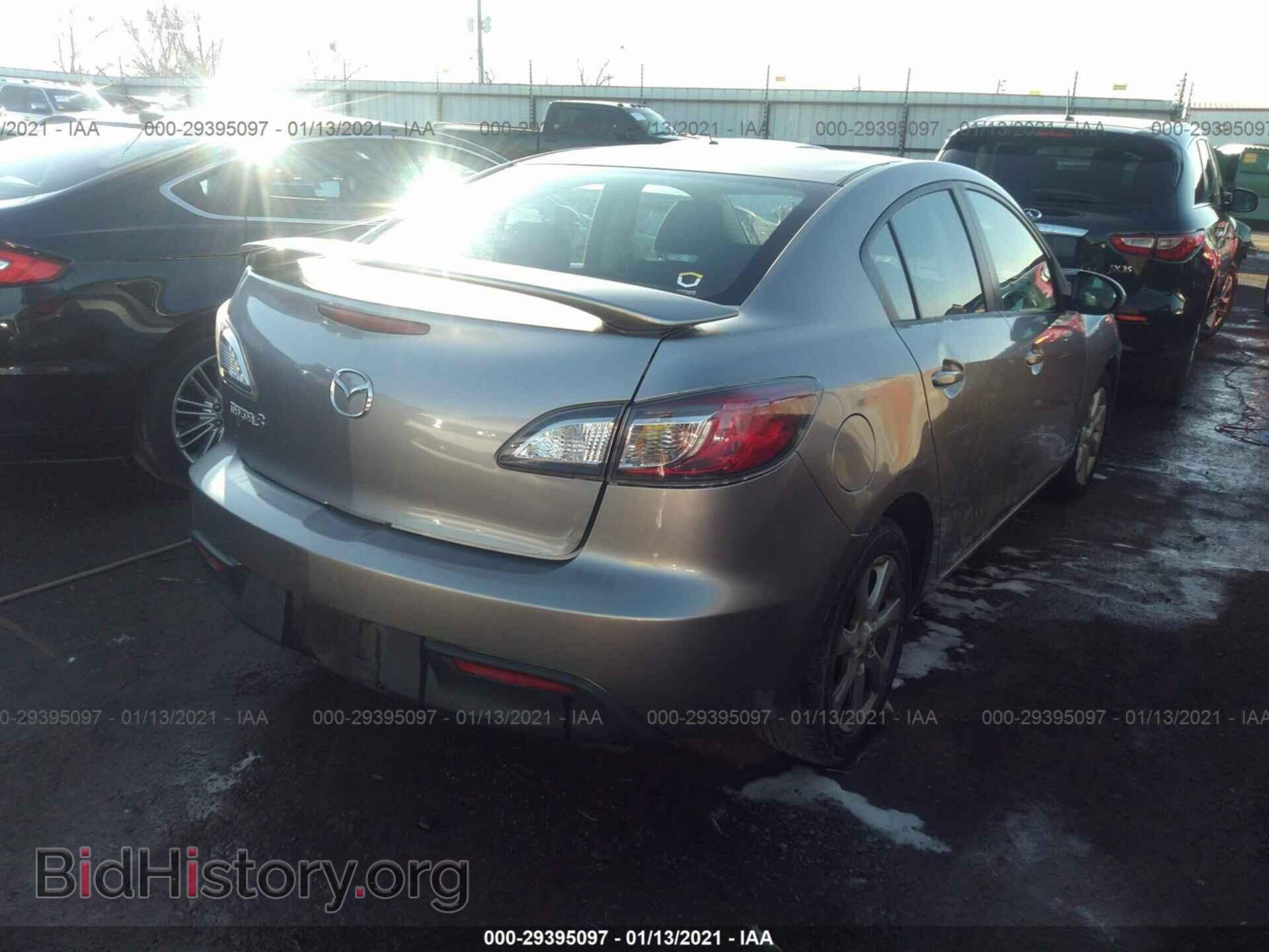2011 MAZDA MAZDA3 - VIN: JM1BL1VF5B1487549 - Фото 4
