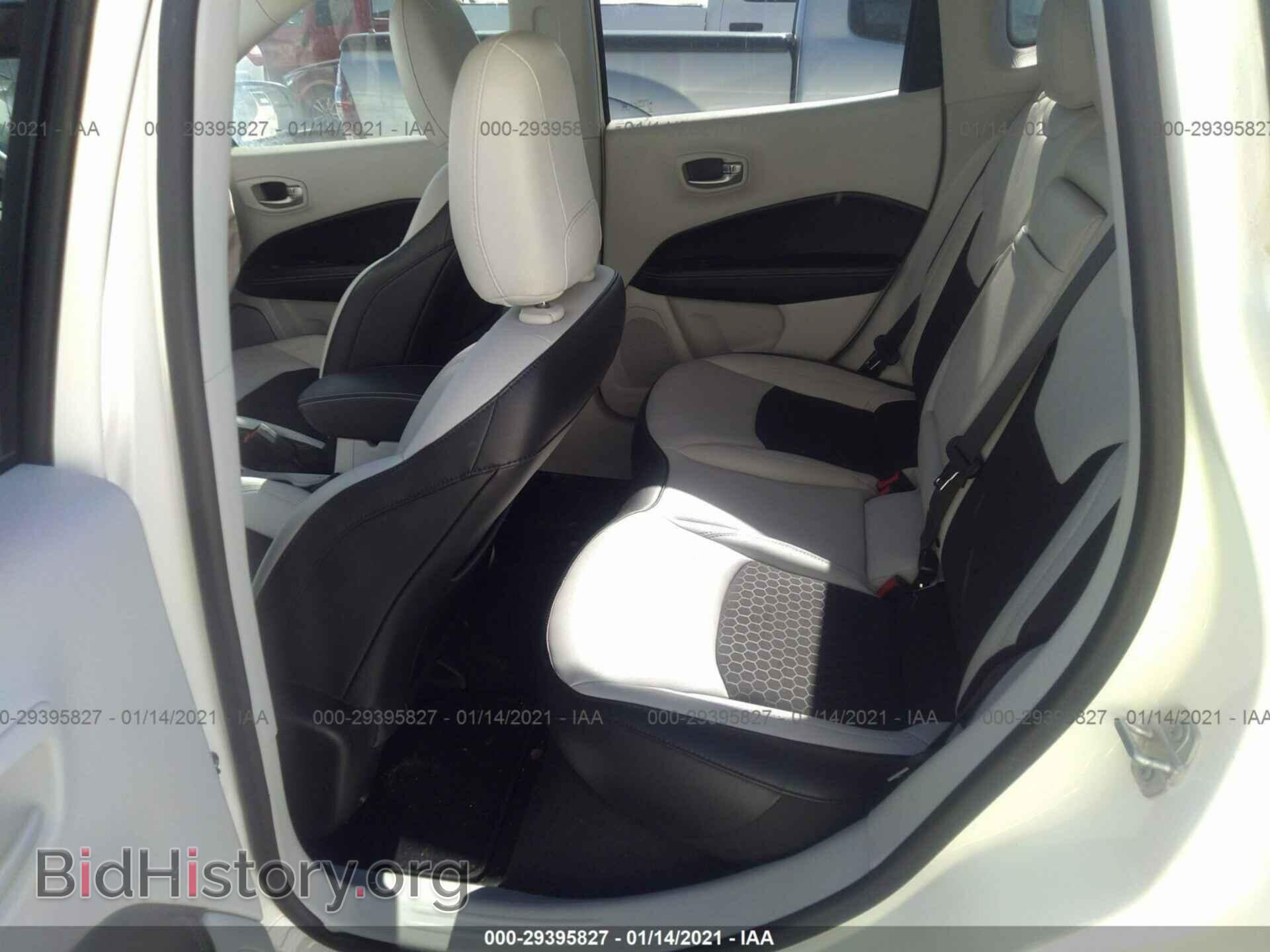 2019 JEEP COMPASS - VIN: 3C4NJCBB2KT649582 - Фото 8