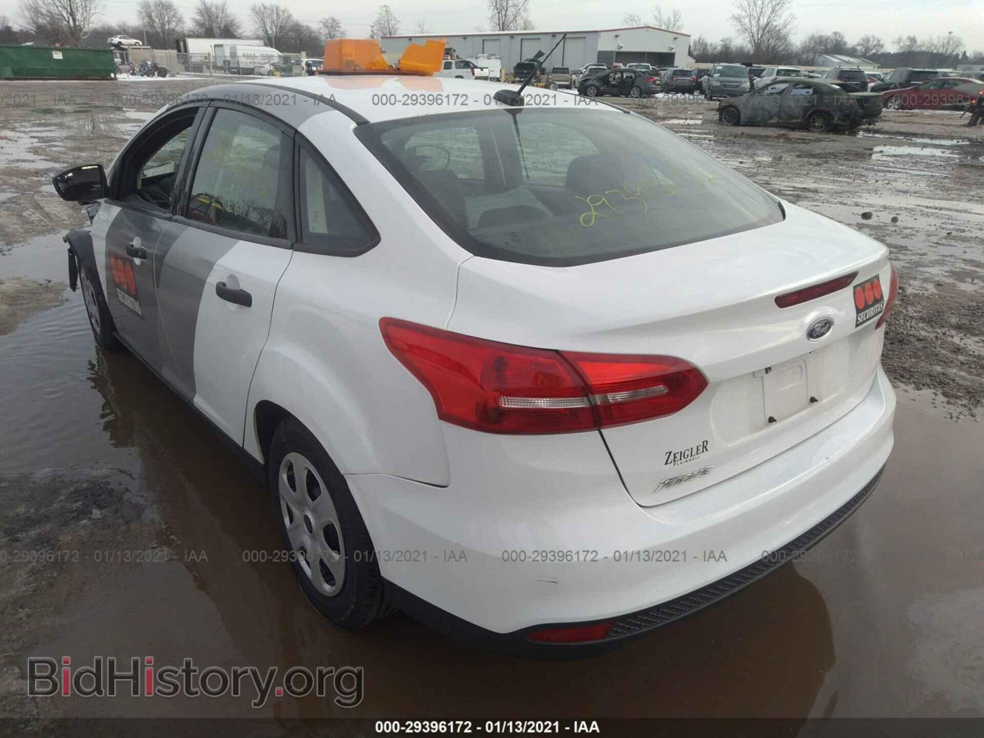 2018 FORD FOCUS - VIN: 1FADP3E26JL240006 - Фото 3