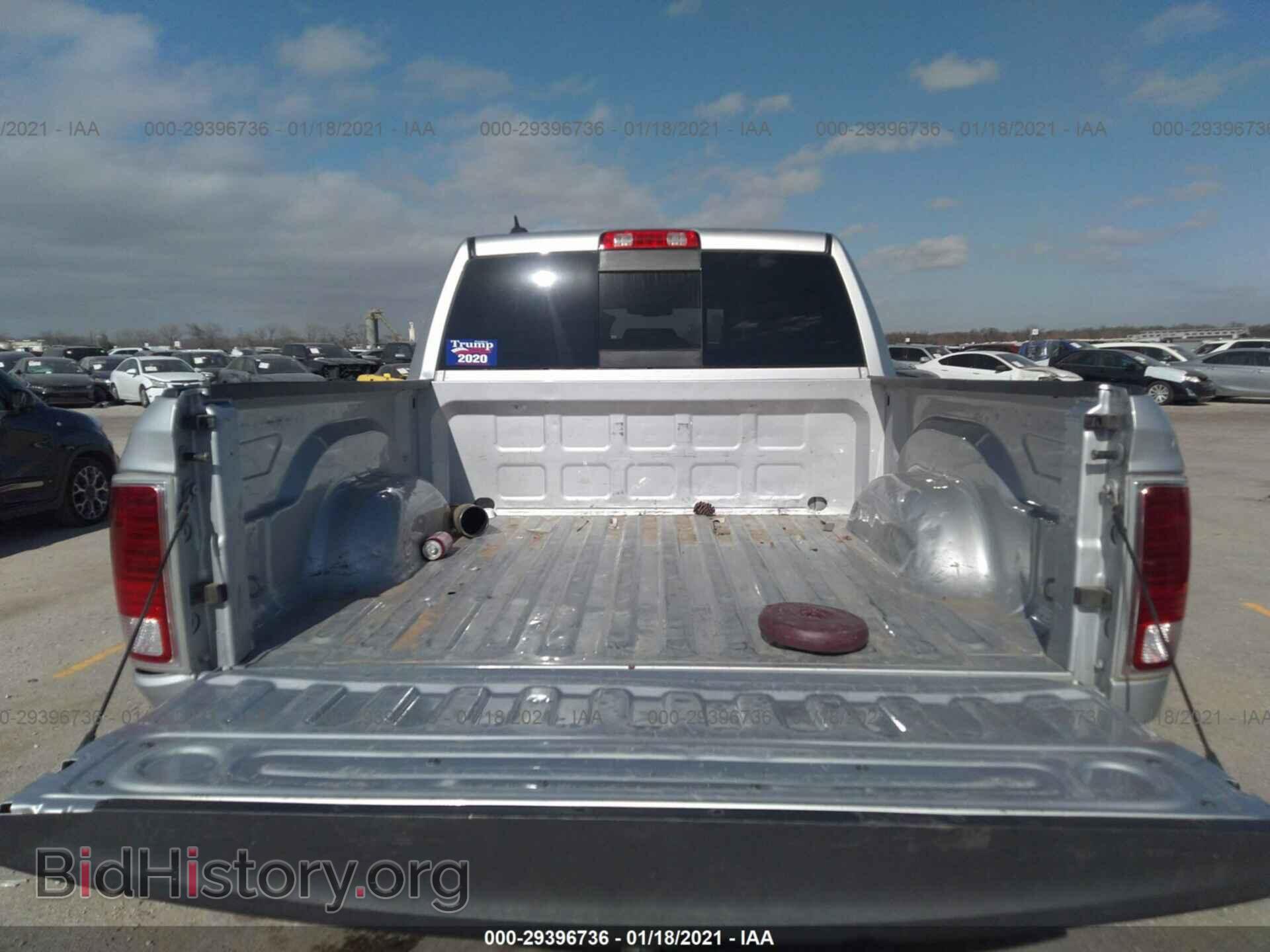 2017 RAM 1500 - VIN: 1C6RR7NTXHS640765 - Фото 8