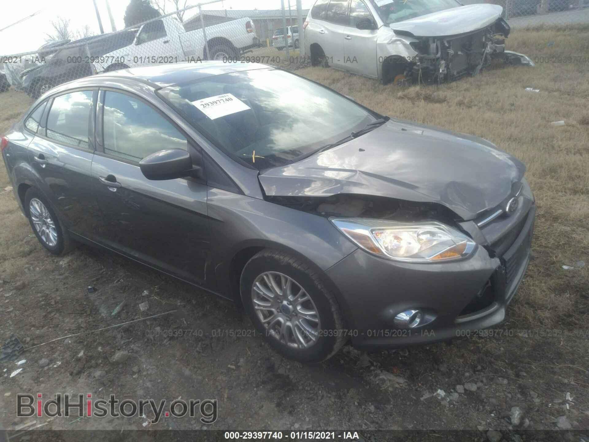 Photo 1FAHP3F22CL394831 - FORD FOCUS 2012