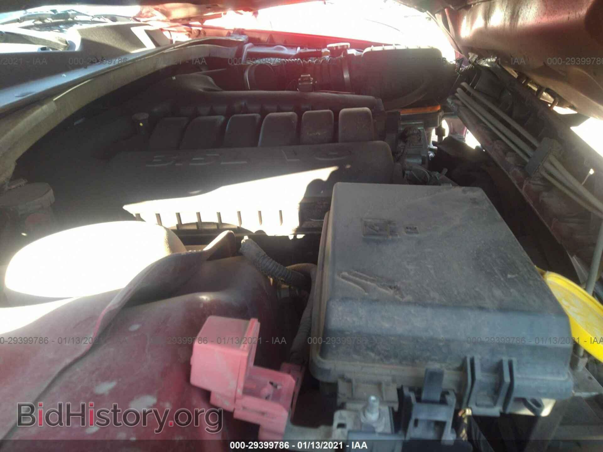 2010 CHRYSLER 300 - VIN: 2C3CA1CV3AH329171 - Фото 10