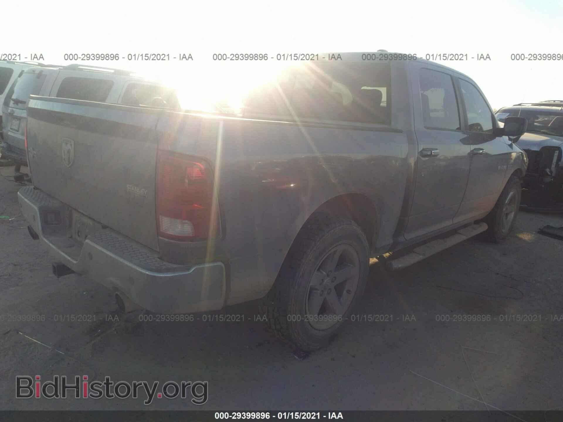 2010 DODGE RAM 1500 - VIN: 1D7RB1CT5AS232487 - Фото 4