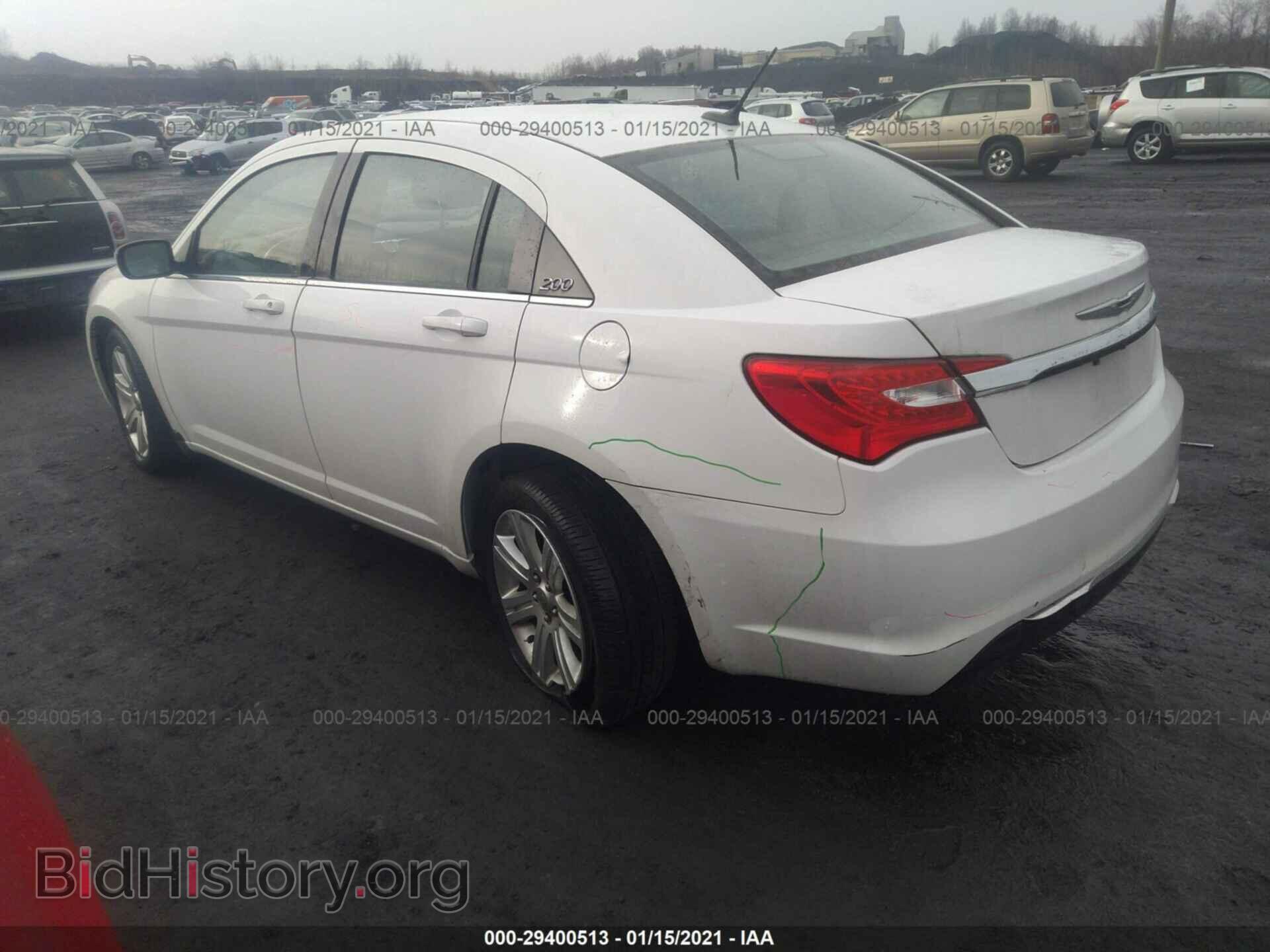 2013 CHRYSLER 200 - VIN: 1C3CCBAB4DN698450 - Photo 3