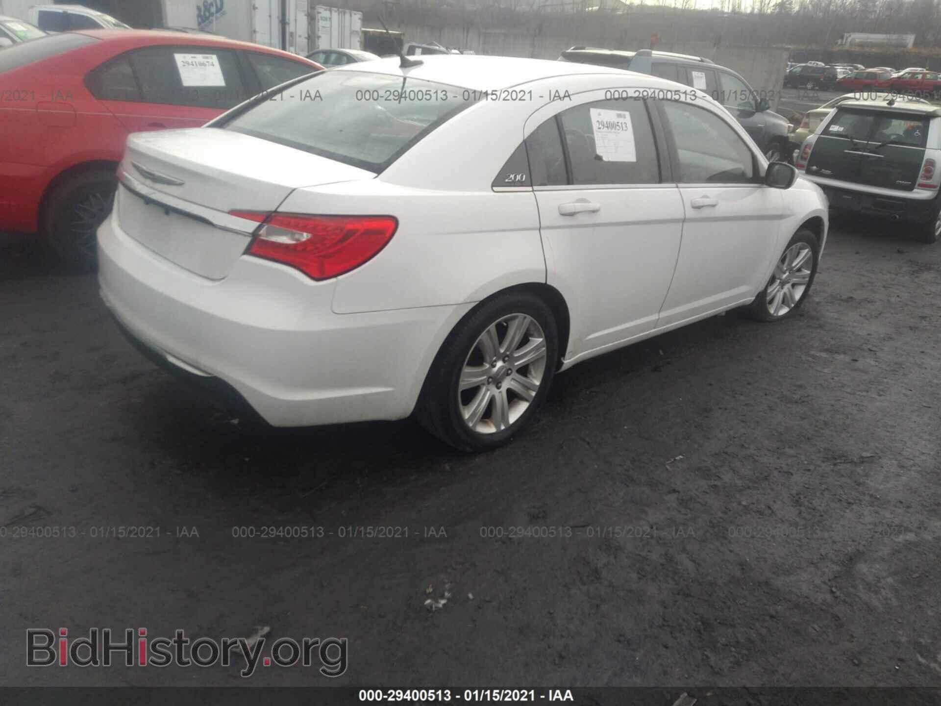 2013 CHRYSLER 200 - VIN: 1C3CCBAB4DN698450 - Photo 4