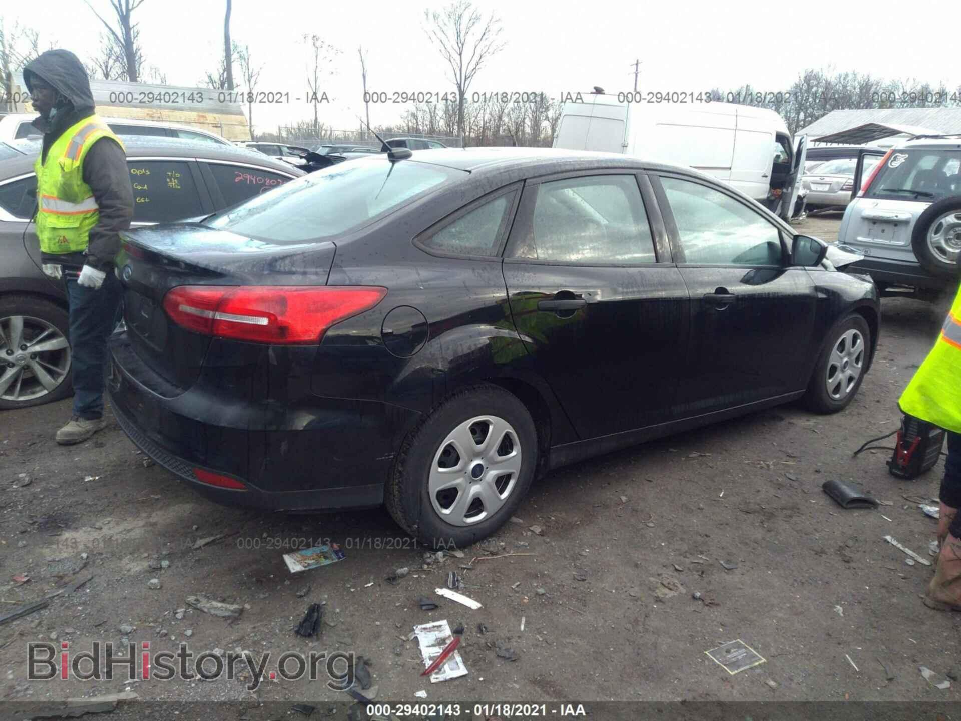 2016 FORD FOCUS - VIN: 1FADP3E20GL274385 - Photo 4