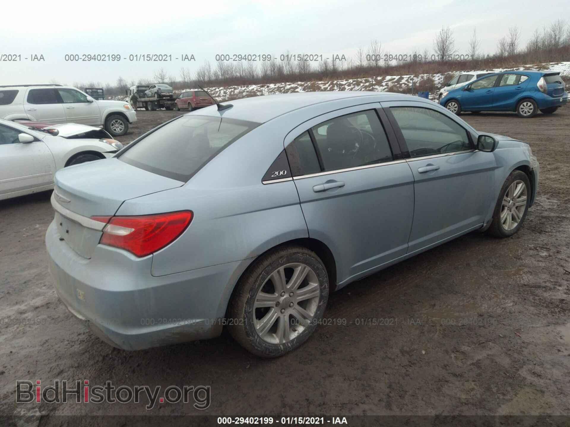 2013 CHRYSLER 200 - VIN: 1C3CCBBB5DN600931 - Фото 4