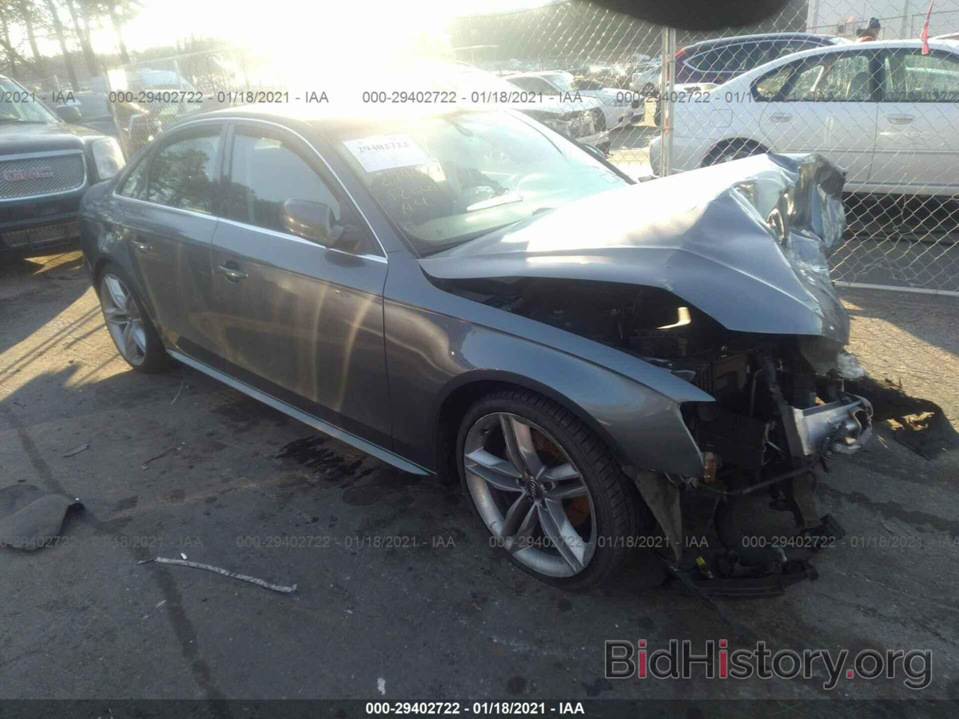 Photo WAUFFAFL6CA120526 - AUDI A4 2012