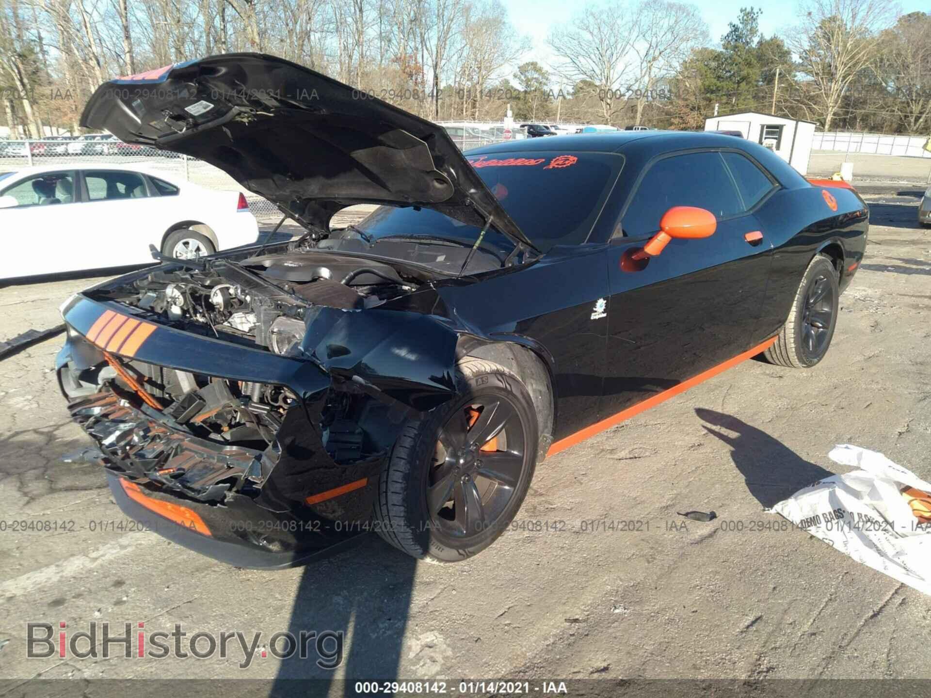 2019 DODGE CHALLENGER - VIN: 2C3CDZAG0KH672483 - Фото 2