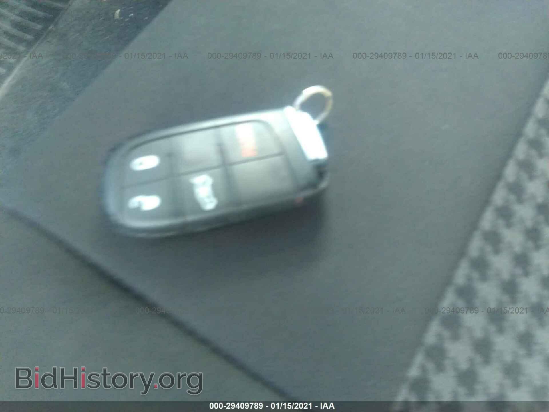 2018 DODGE CHALLENGER - VIN: 2C3CDZAG2JH204415 - Фото 11