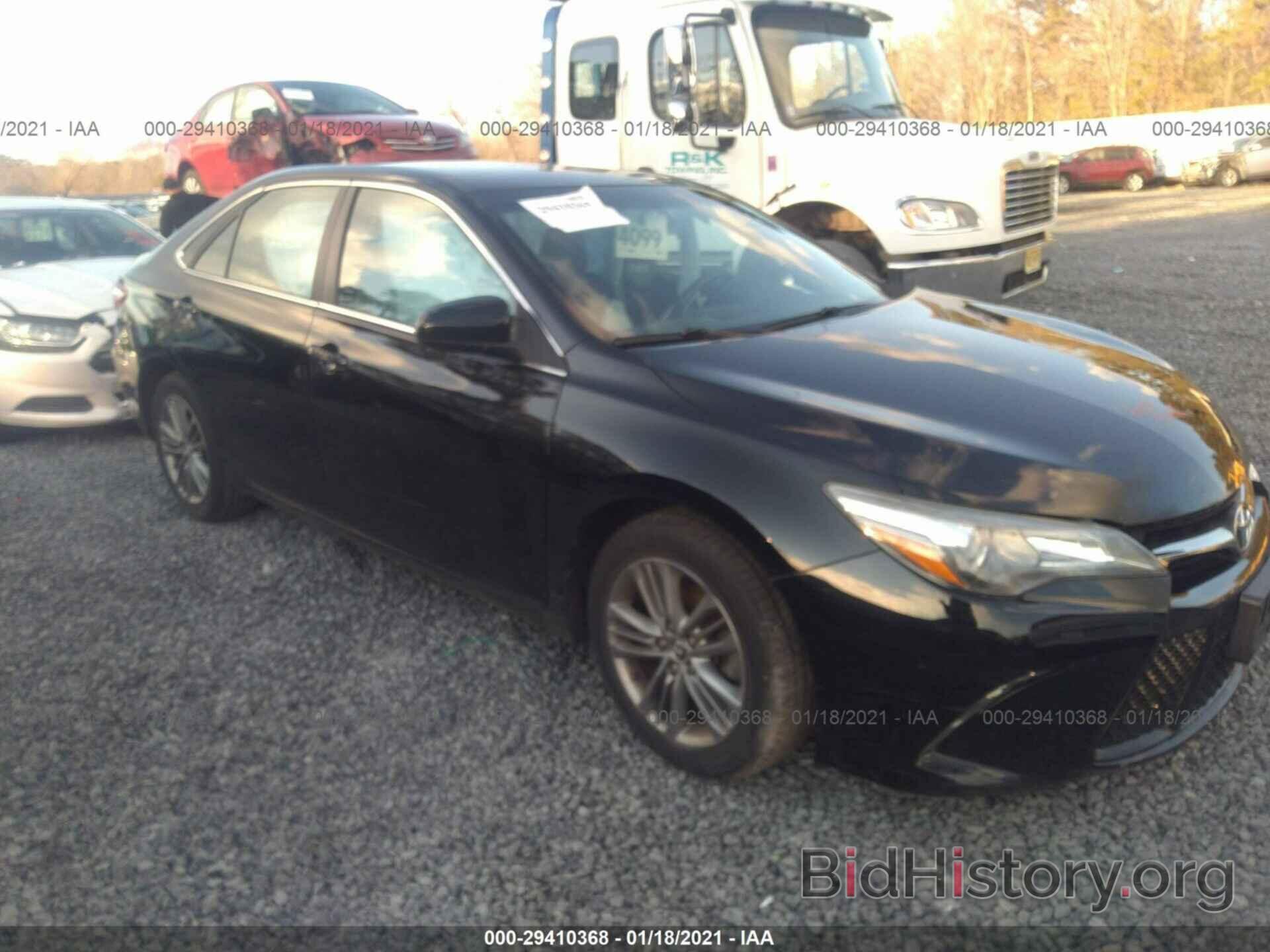 Photo 4T1BF1FK4FU059037 - TOYOTA CAMRY 2015