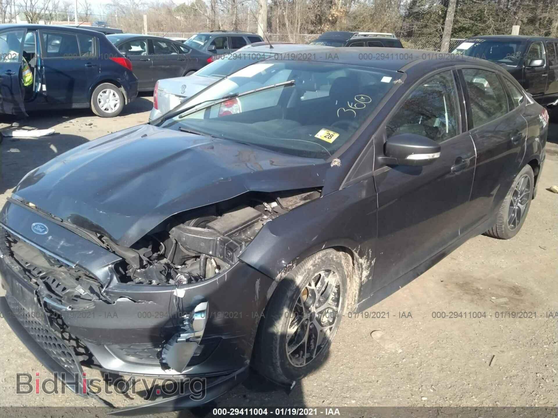 2016 FORD FOCUS - VIN: 1FADP3F2XGL296859 - Фото 2