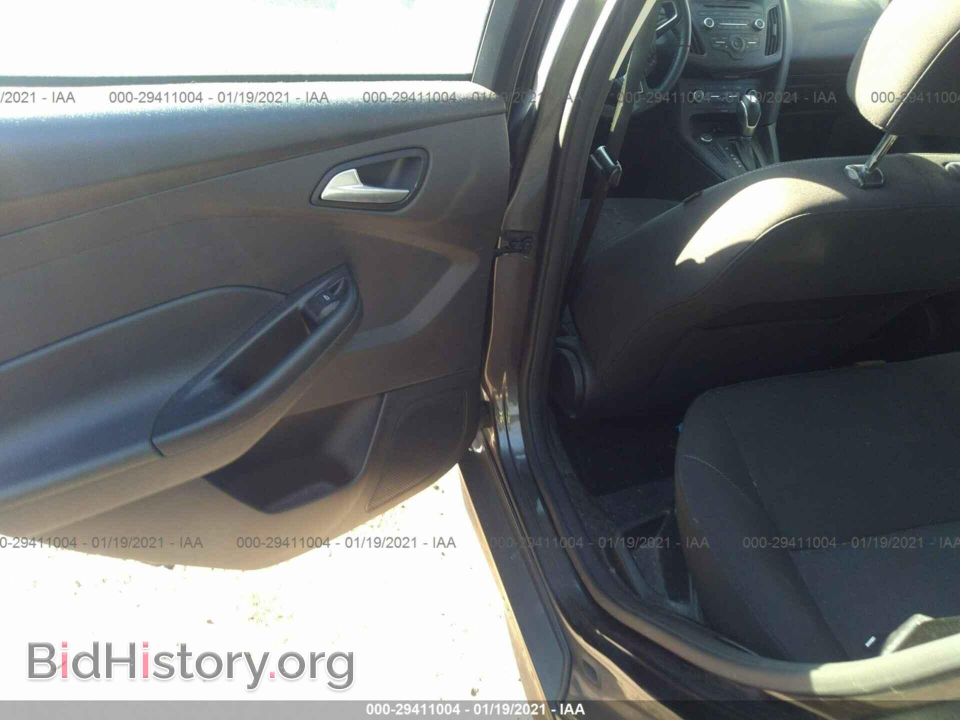 2016 FORD FOCUS - VIN: 1FADP3F2XGL296859 - Фото 8