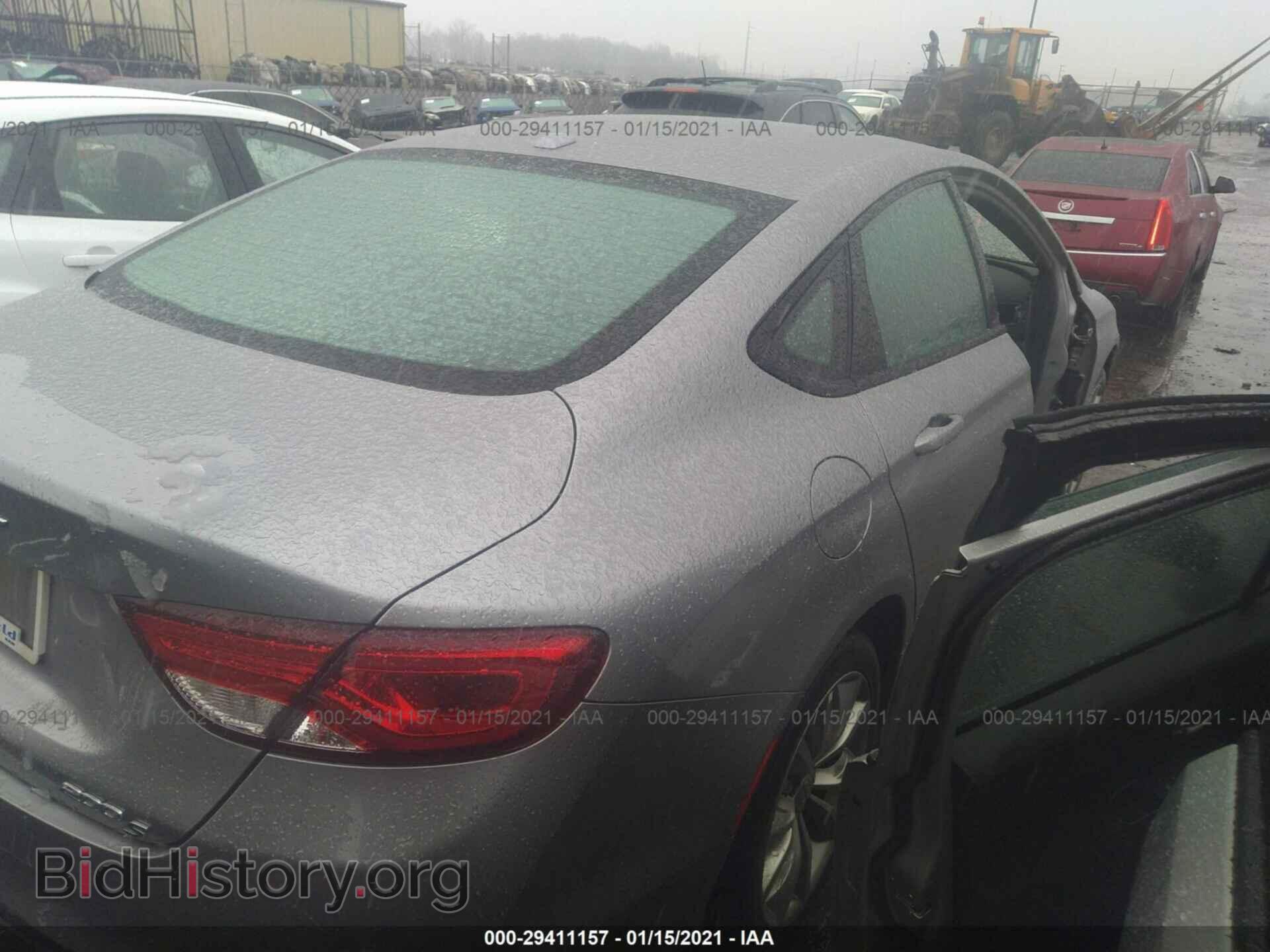 2016 CHRYSLER 200 - VIN: 1C3CCCBB0GN173331 - Фото 4