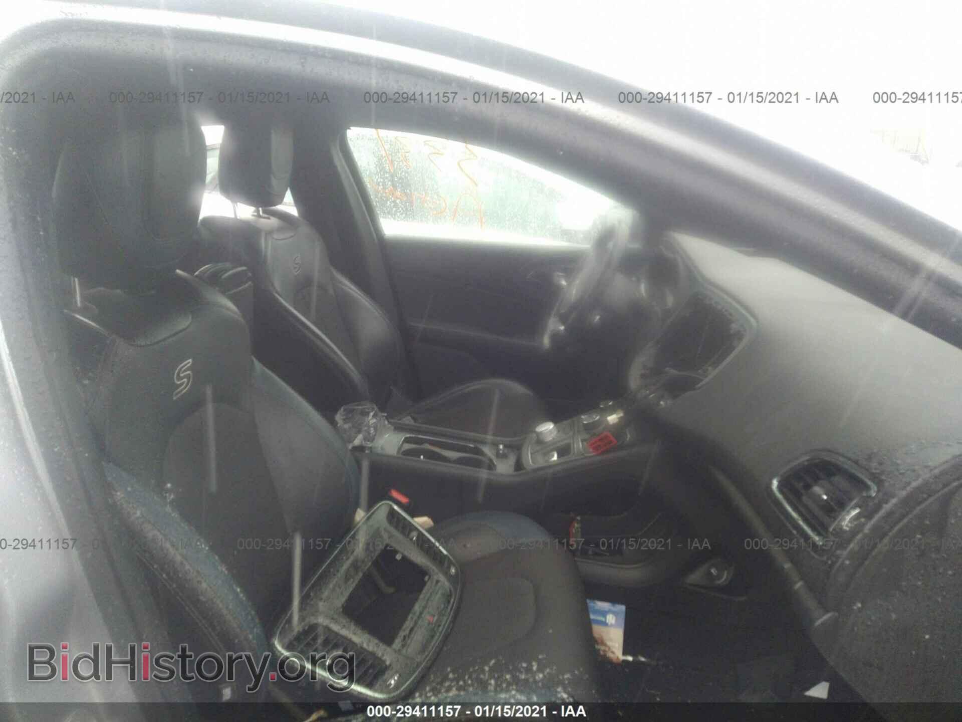 2016 CHRYSLER 200 - VIN: 1C3CCCBB0GN173331 - Фото 5