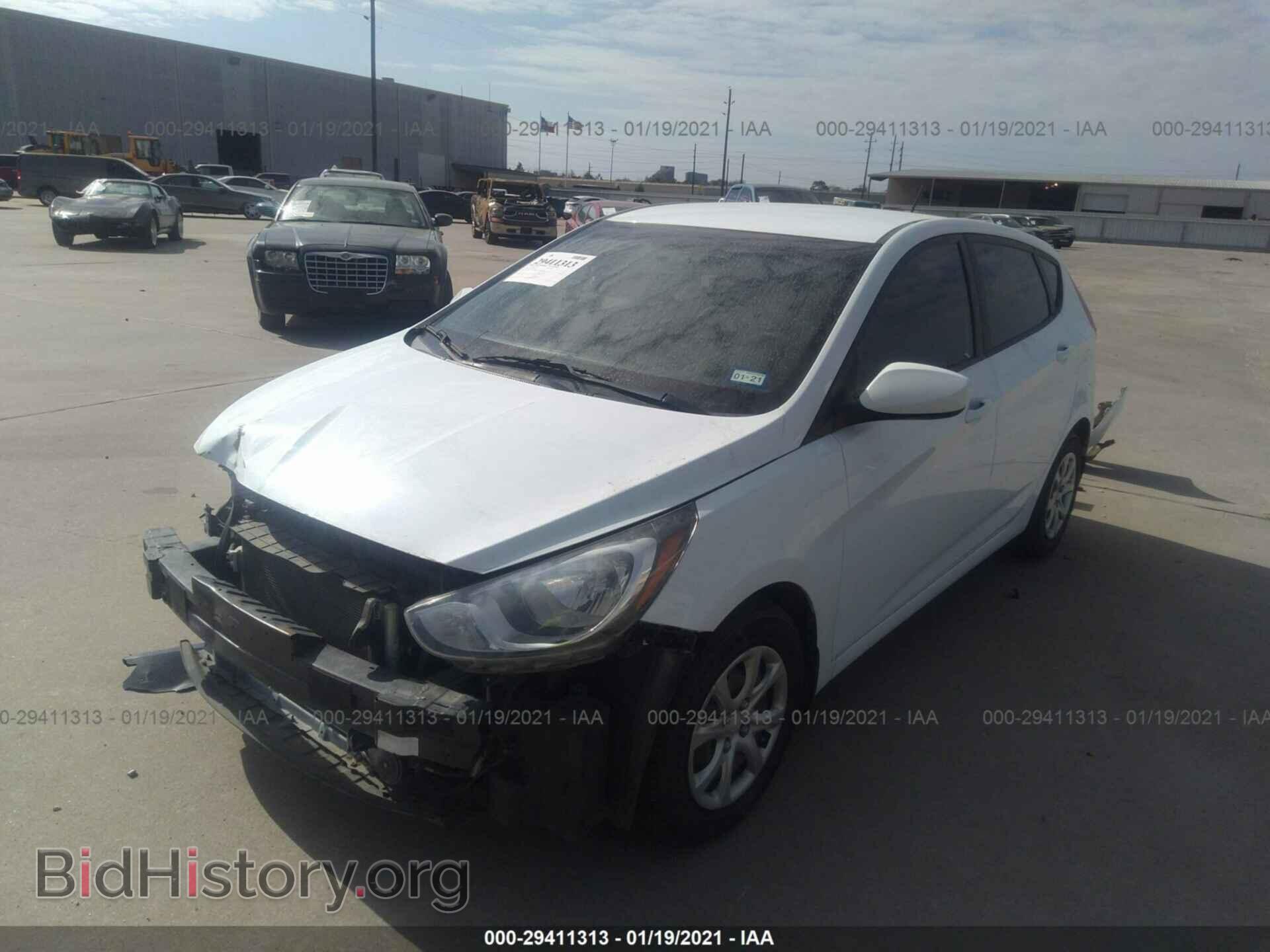 2014 HYUNDAI ACCENT - VIN: KMHCT5AE7EU164613 - Фото 2