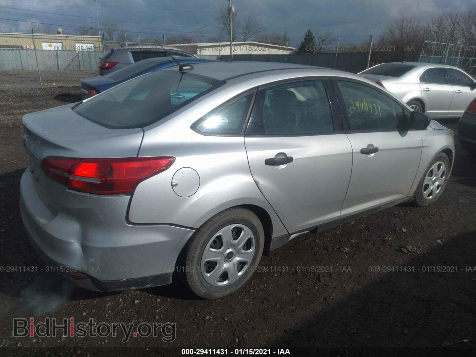2016 FORD FOCUS - VIN: 1FADP3E27GL378310 - Photo 4