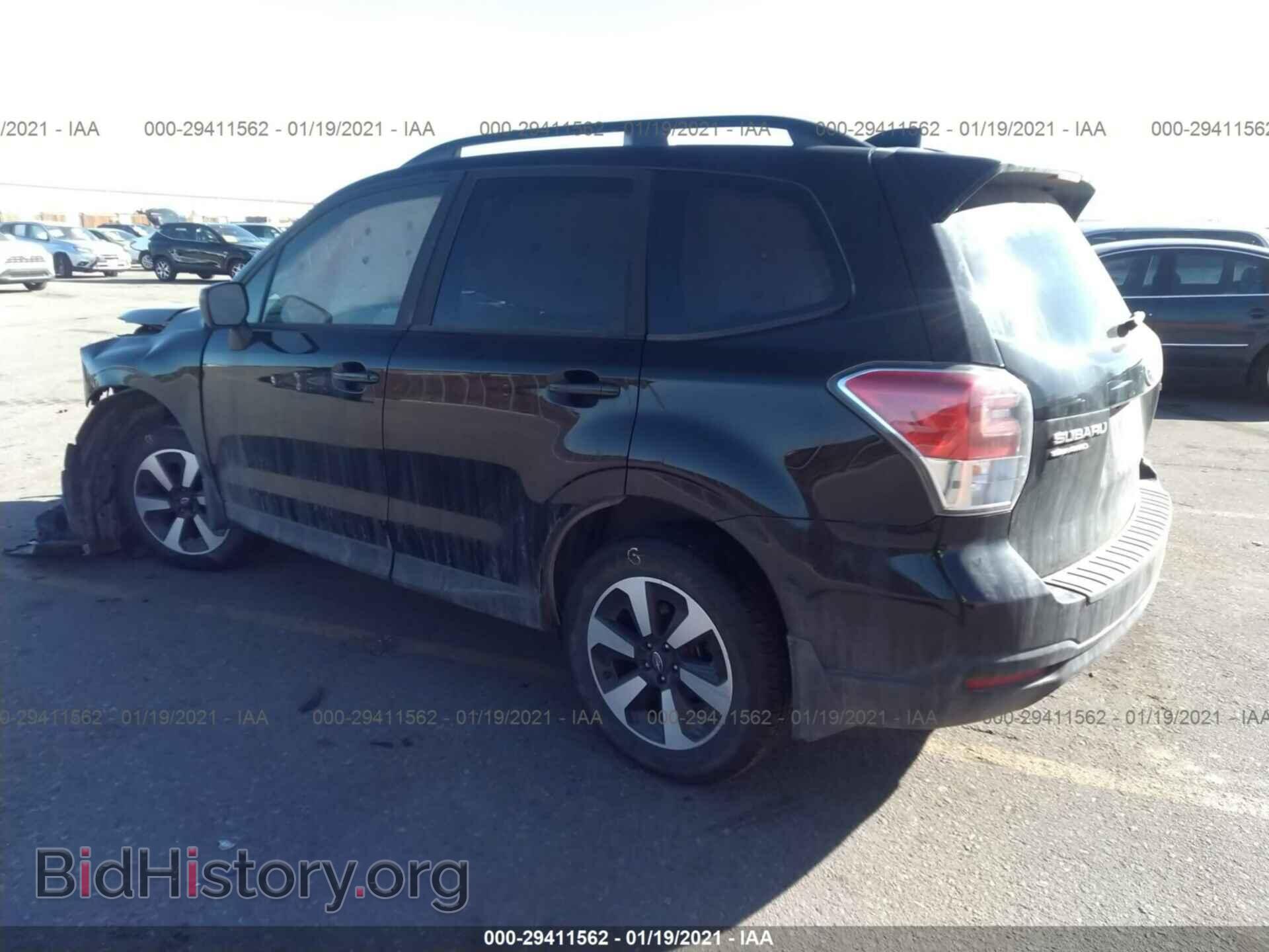 2018 SUBARU FORESTER - VIN: JF2SJAEC8JH499813 - Фото 3
