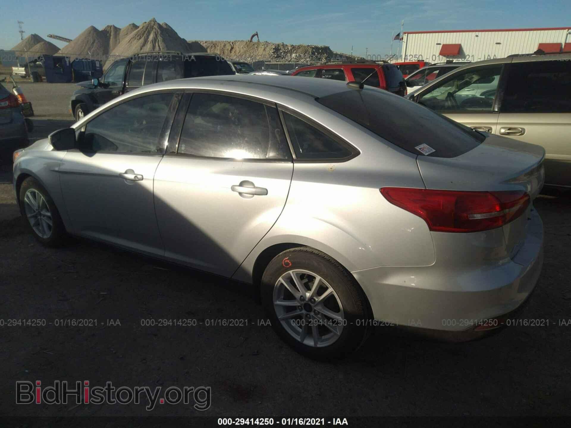 2017 FORD FOCUS - VIN: 1FADP3F23HL324230 - Photo 3