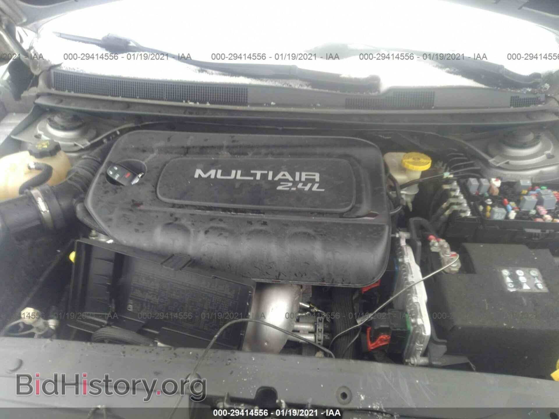 2015 CHRYSLER 200 - VIN: 1C3CCCAB4FN538951 - Фото 10