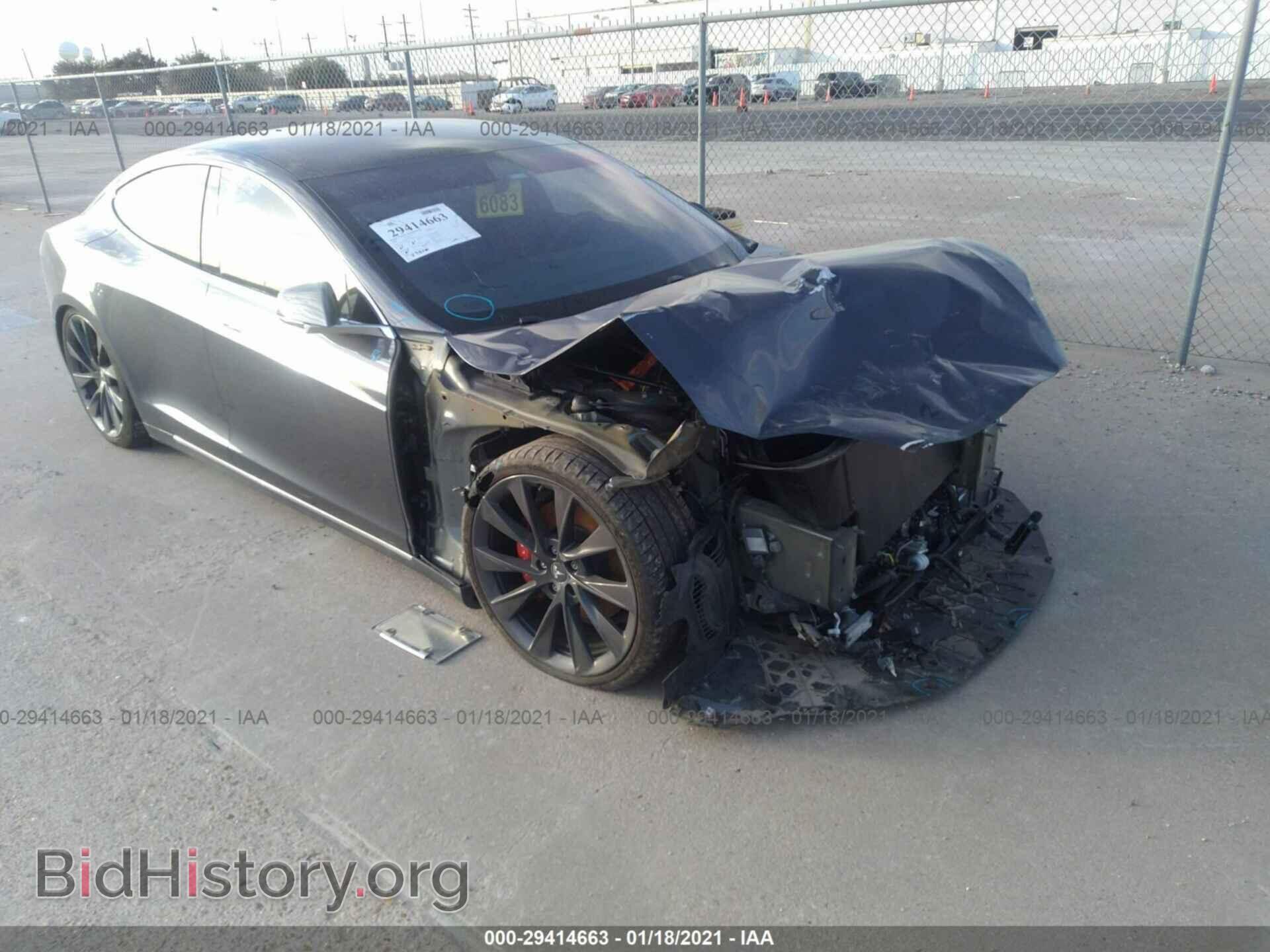 Photo 5YJSA1E49LF359845 - TESLA MODEL S 2020