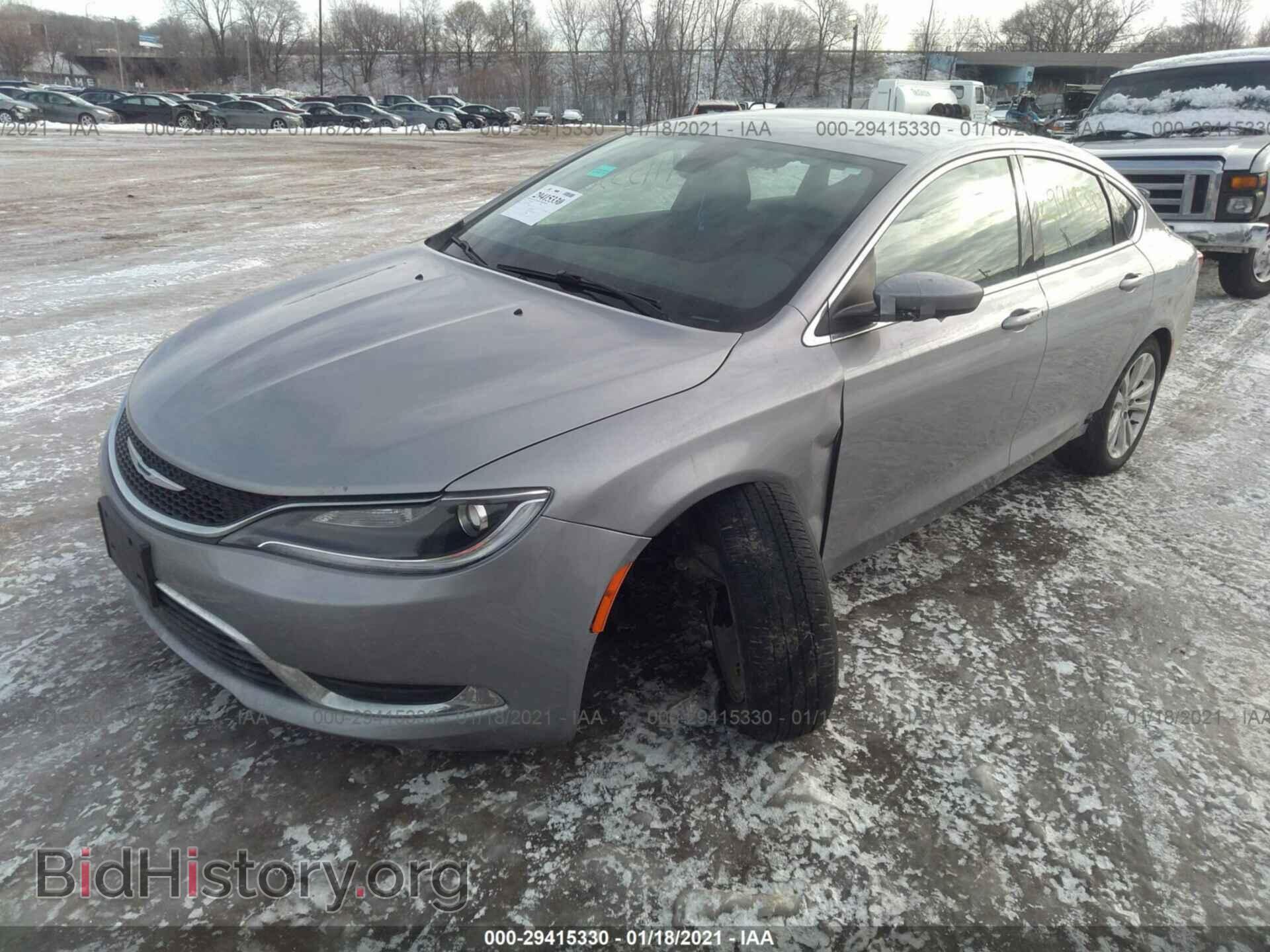 2015 CHRYSLER 200 - VIN: 1C3CCCAB4FN577149 - Фото 2