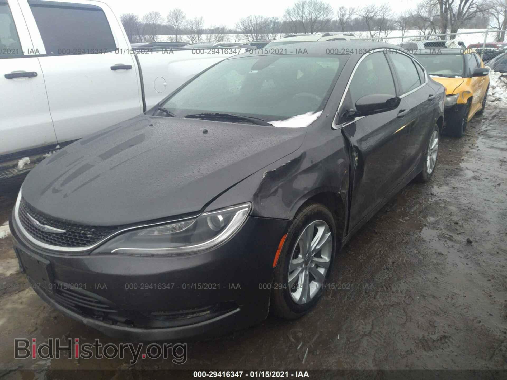 2017 CHRYSLER 200 - VIN: 1C3CCCFB6HN501072 - Photo 2