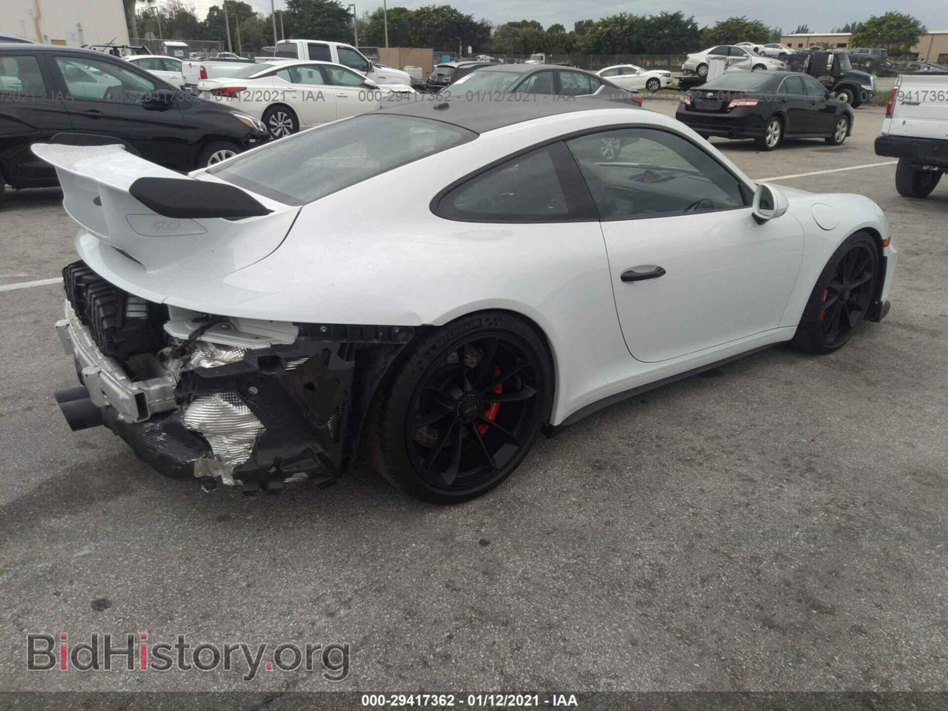 2018 PORSCHE 911 - VIN: WP0AC2A98JS176630 - Фото 4